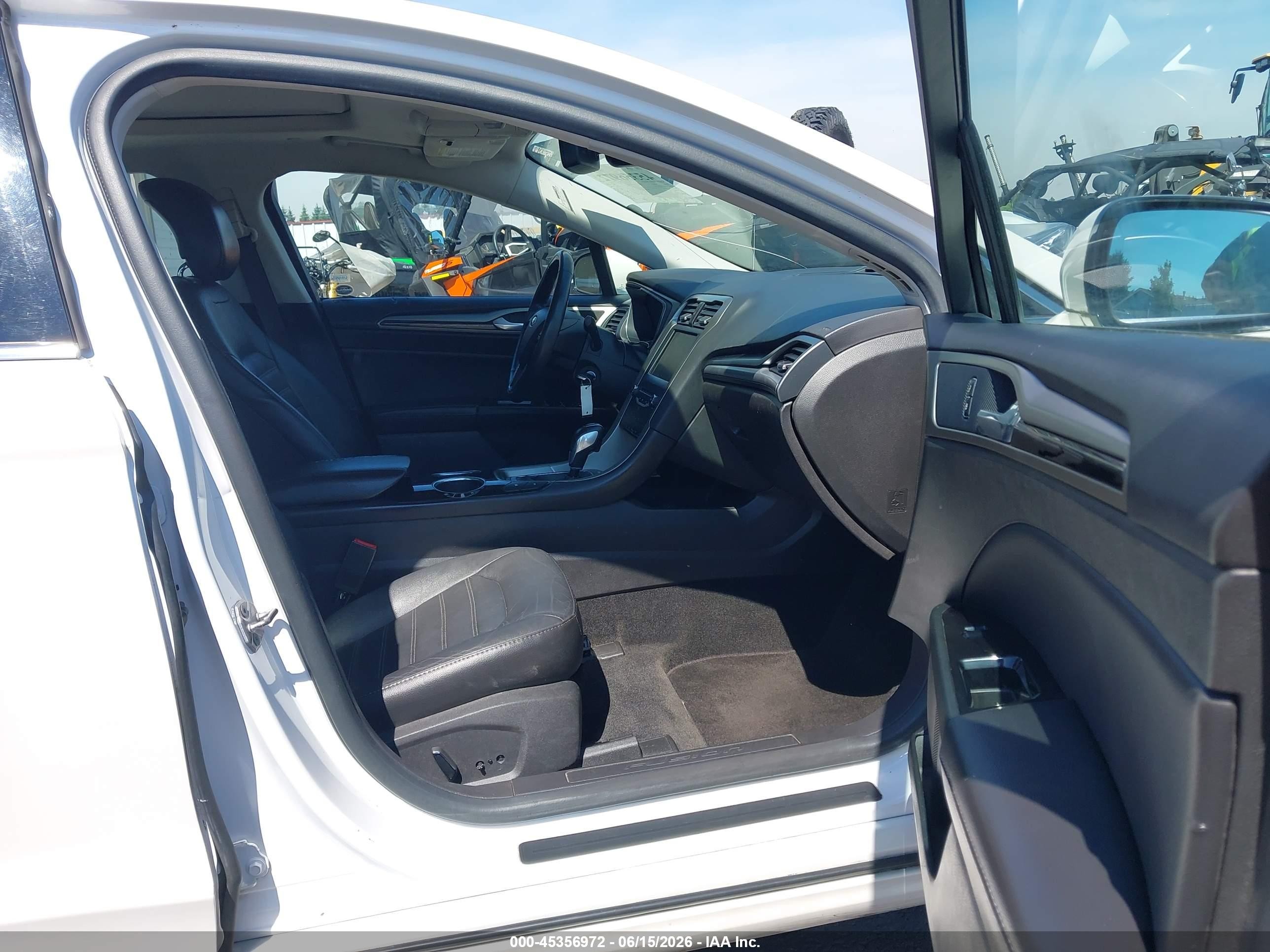2014 Ford Fusion Energi Se Luxury White vin: 3FA6P0PU4ER112389