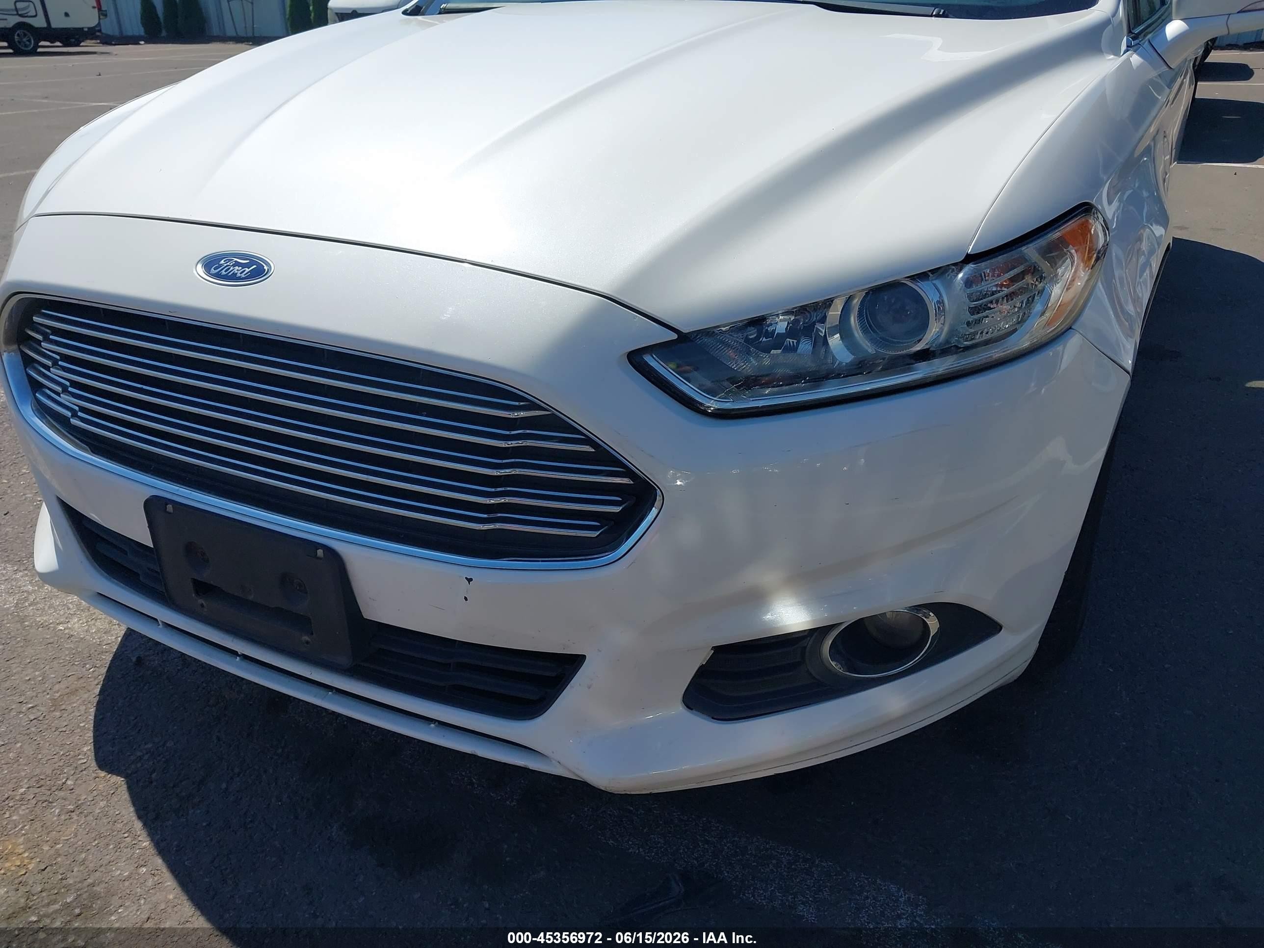 2014 Ford Fusion Energi Se Luxury White vin: 3FA6P0PU4ER112389