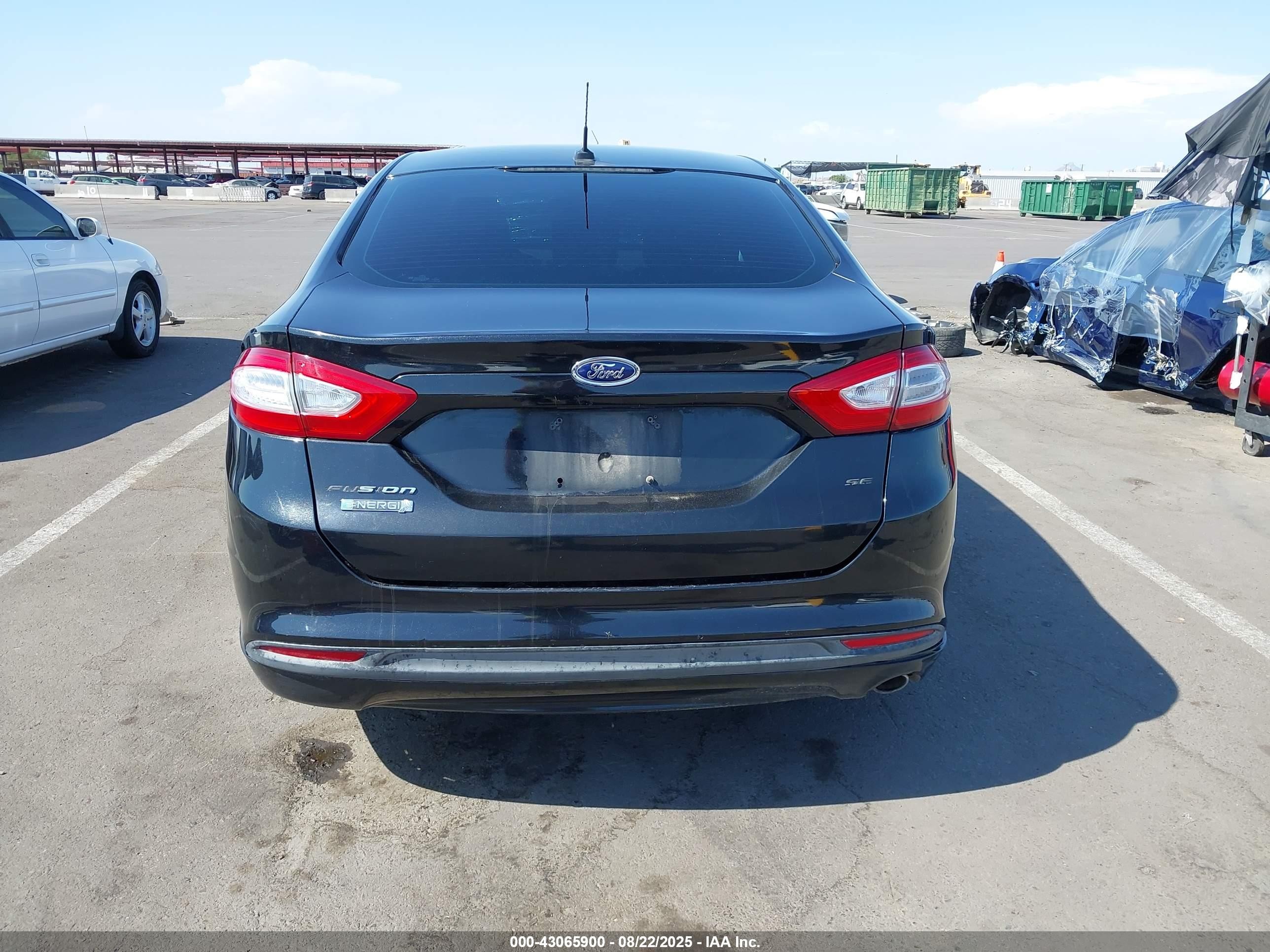 2013 Ford Fusion Energi Se Luxury Черный vin: 3FA6P0PU5DR235584