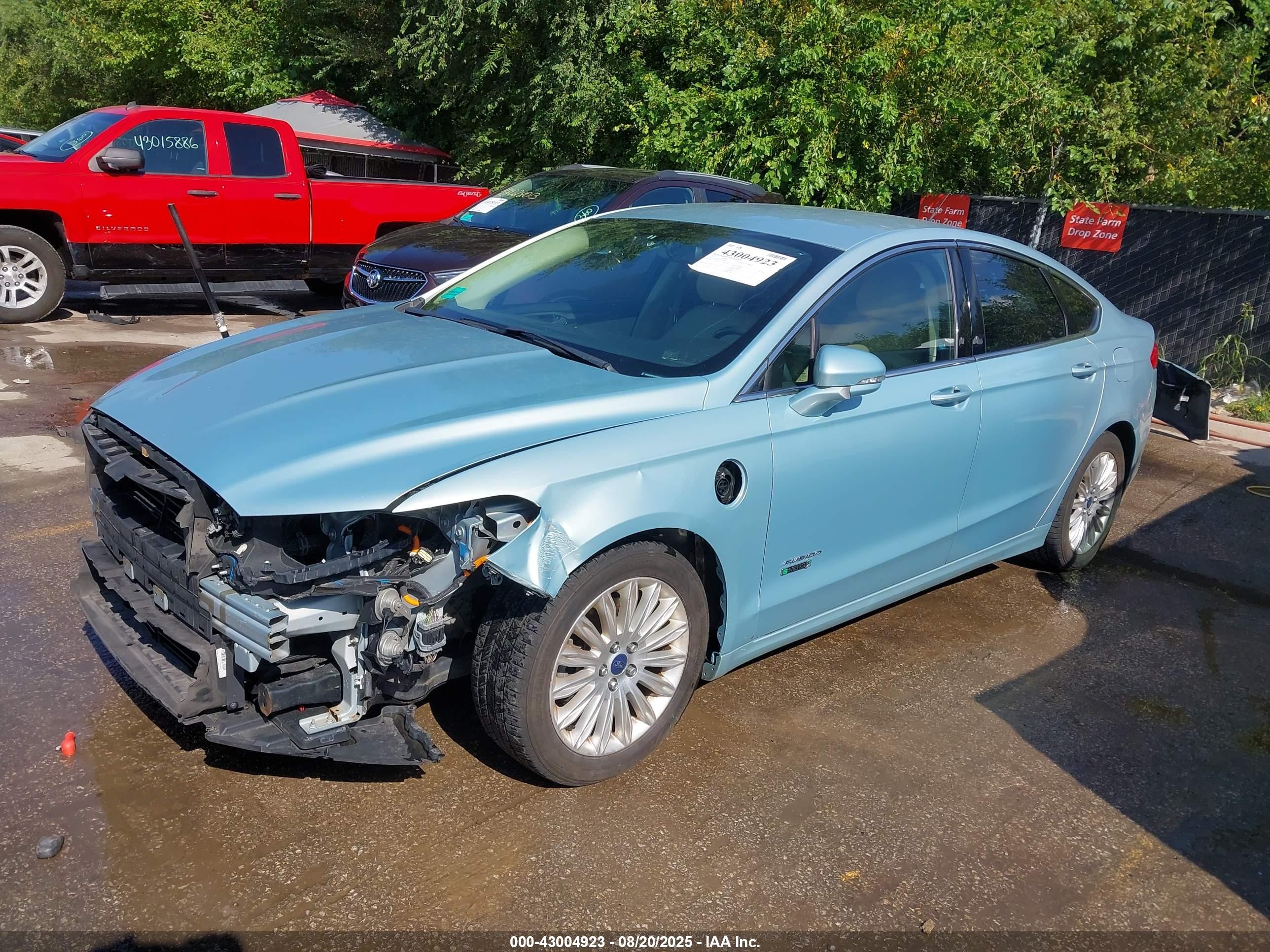 2013 Ford Fusion Energi Se Luxury Light Blue vin: 3FA6P0PU5DR294604