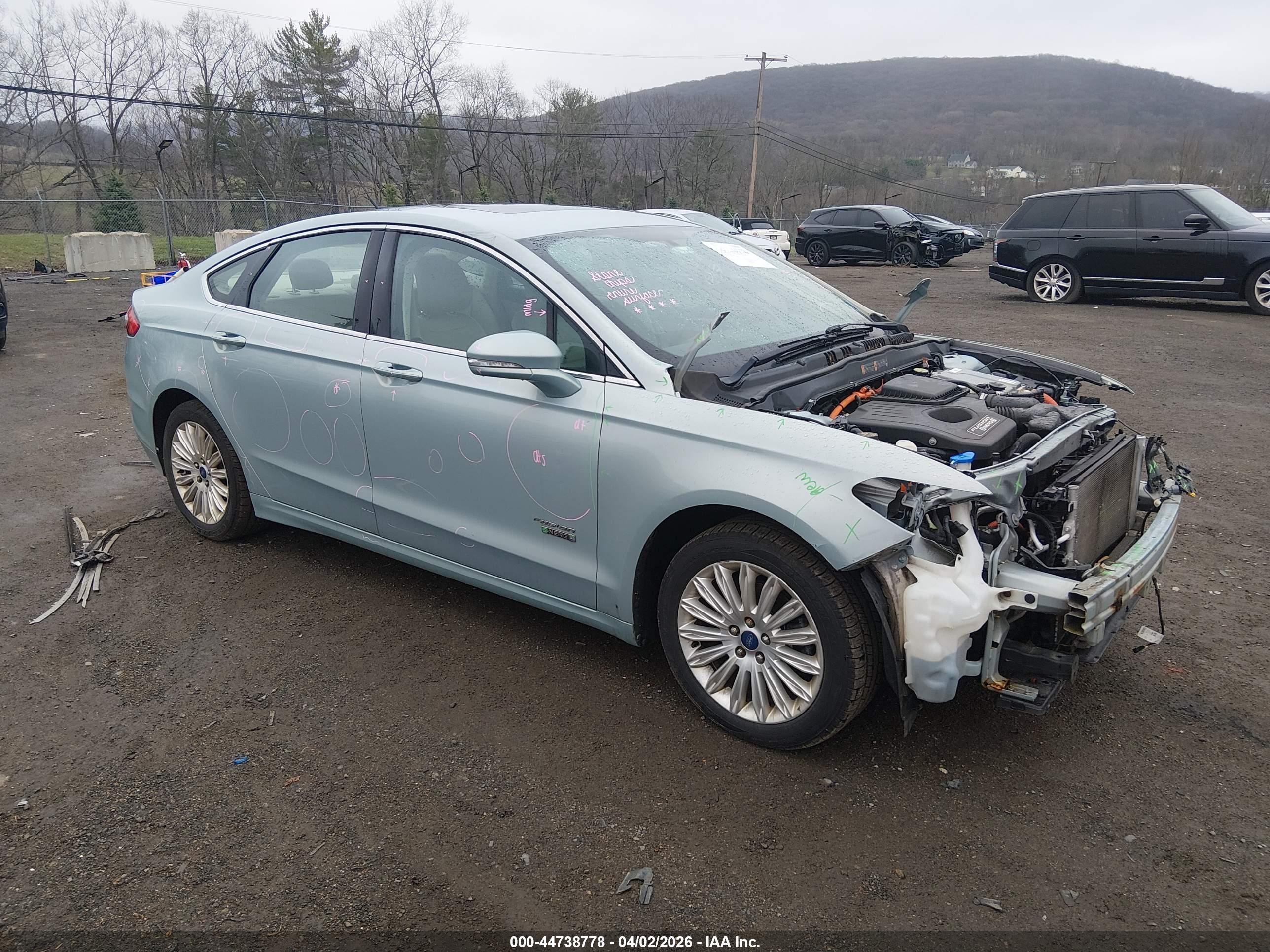 2013 Ford Fusion Energi Se Luxury Blue vin: 3FA6P0PU5DR351366
