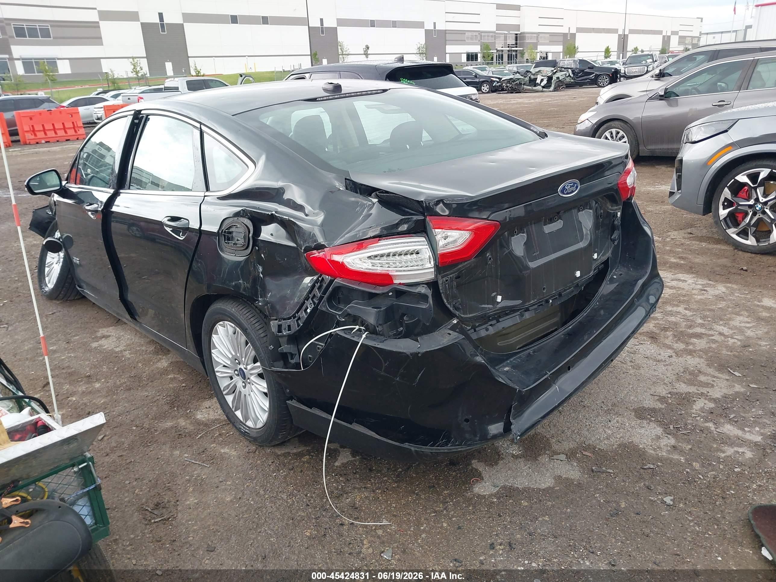 2014 Ford Fusion Energi Se Luxury Черный vin: 3FA6P0PU5ER234873