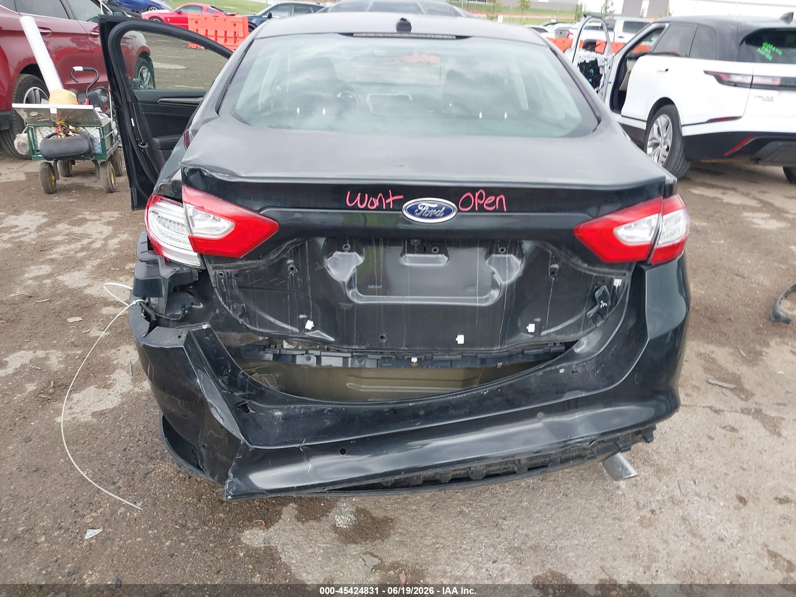2014 Ford Fusion Energi Se Luxury Черный vin: 3FA6P0PU5ER234873