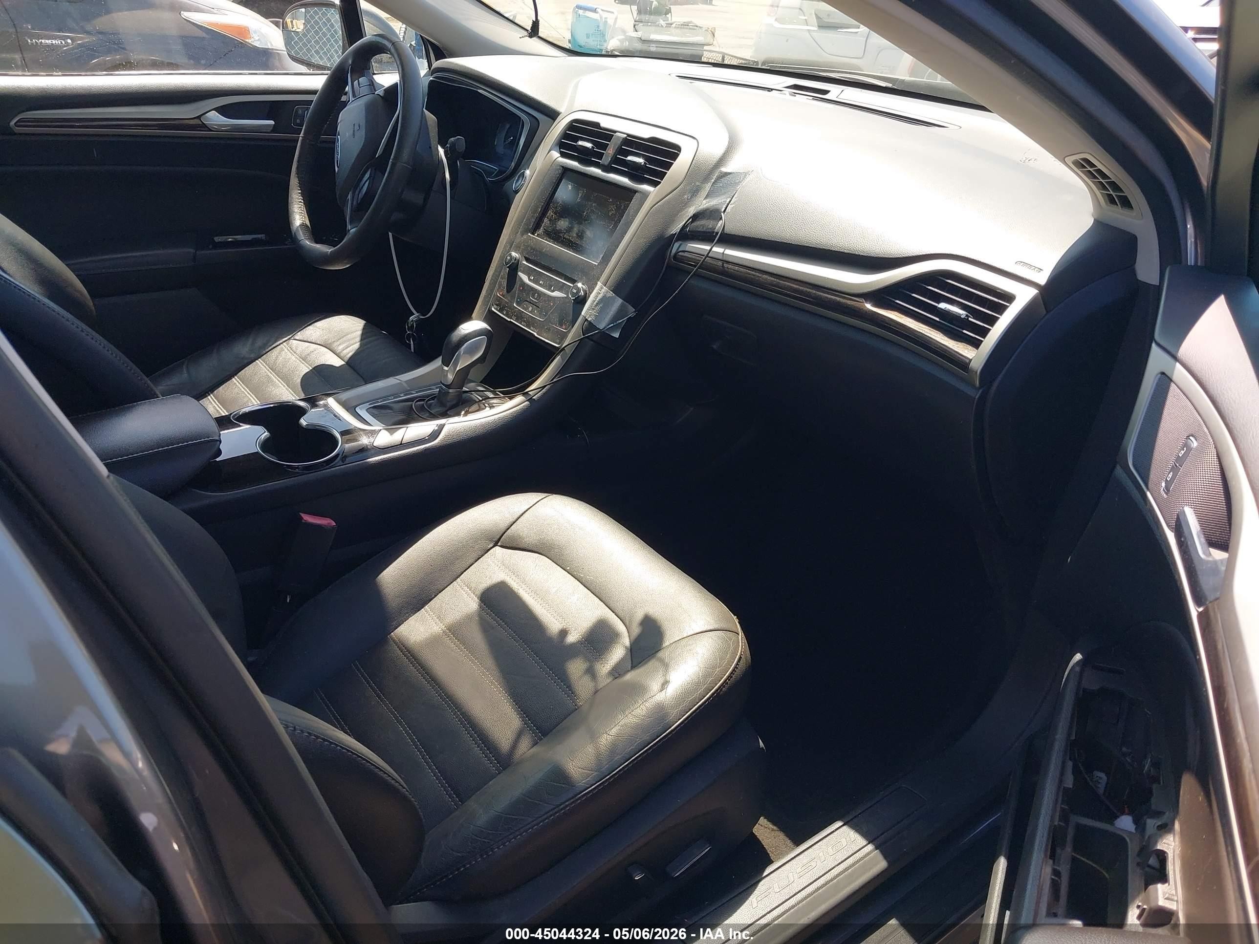 2014 Ford Fusion Energi Se Luxury Серый vin: 3FA6P0PU5ER302069
