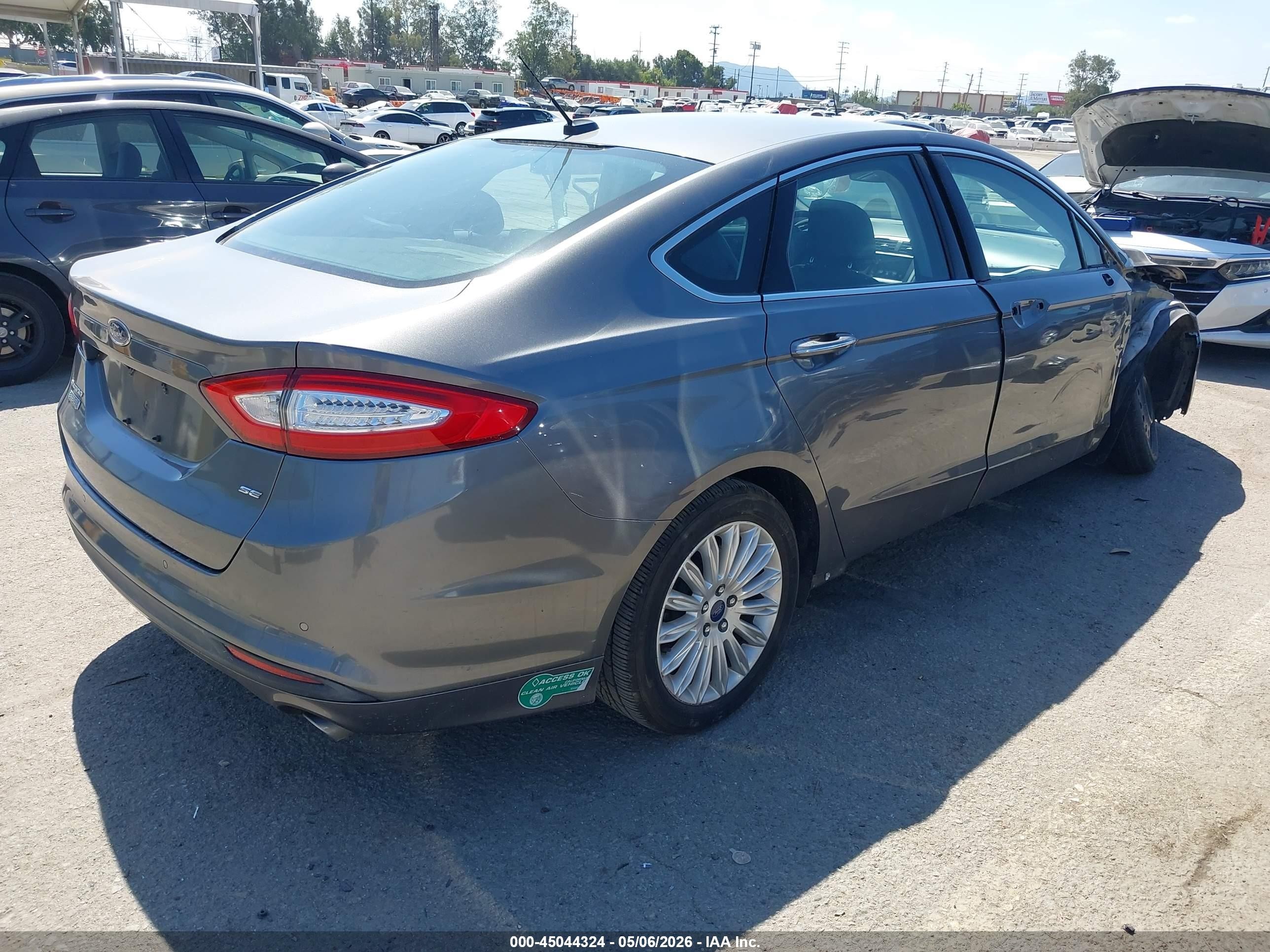 2014 Ford Fusion Energi Se Luxury Серый vin: 3FA6P0PU5ER302069