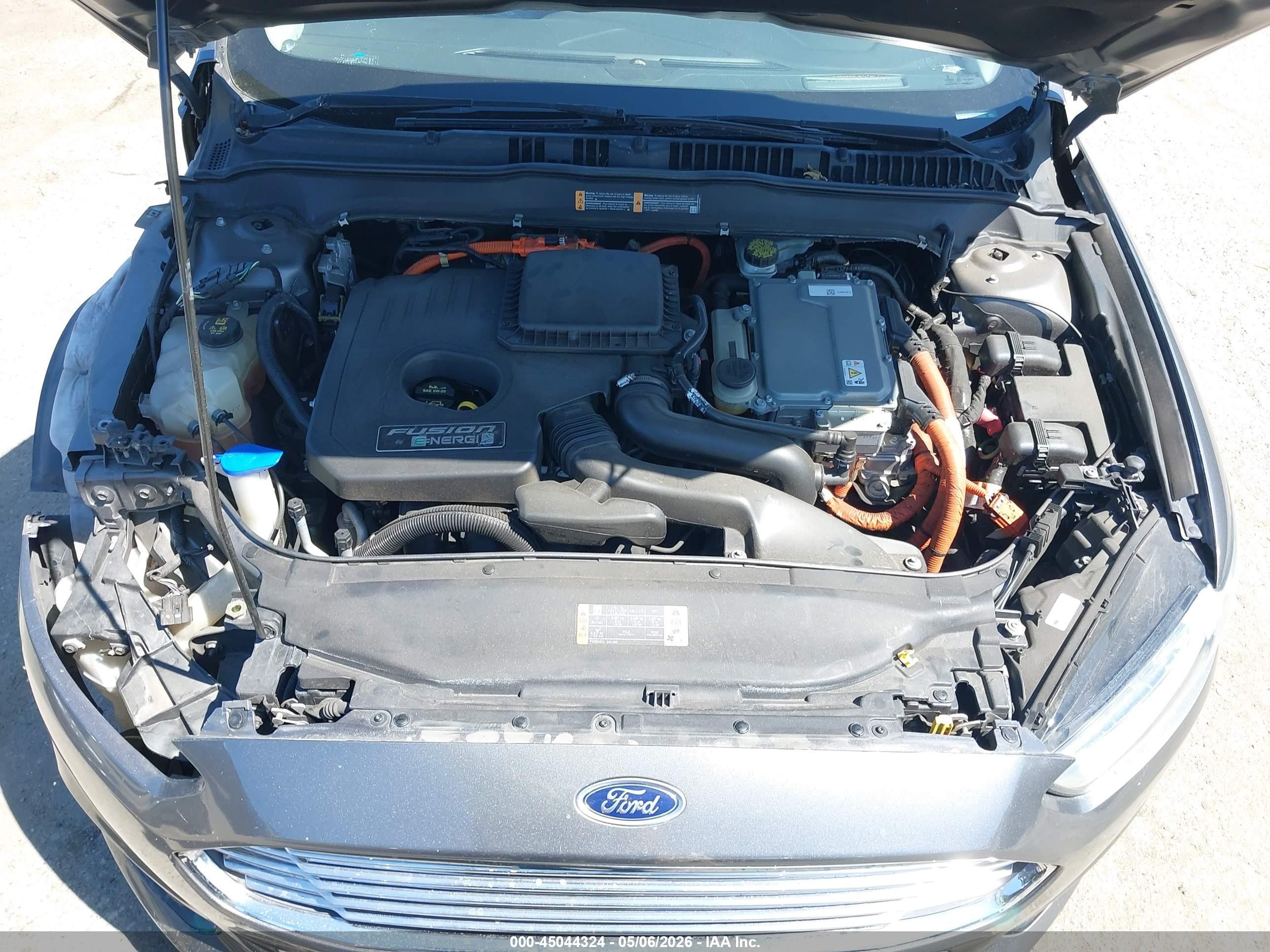 2014 Ford Fusion Energi Se Luxury Серый vin: 3FA6P0PU5ER302069