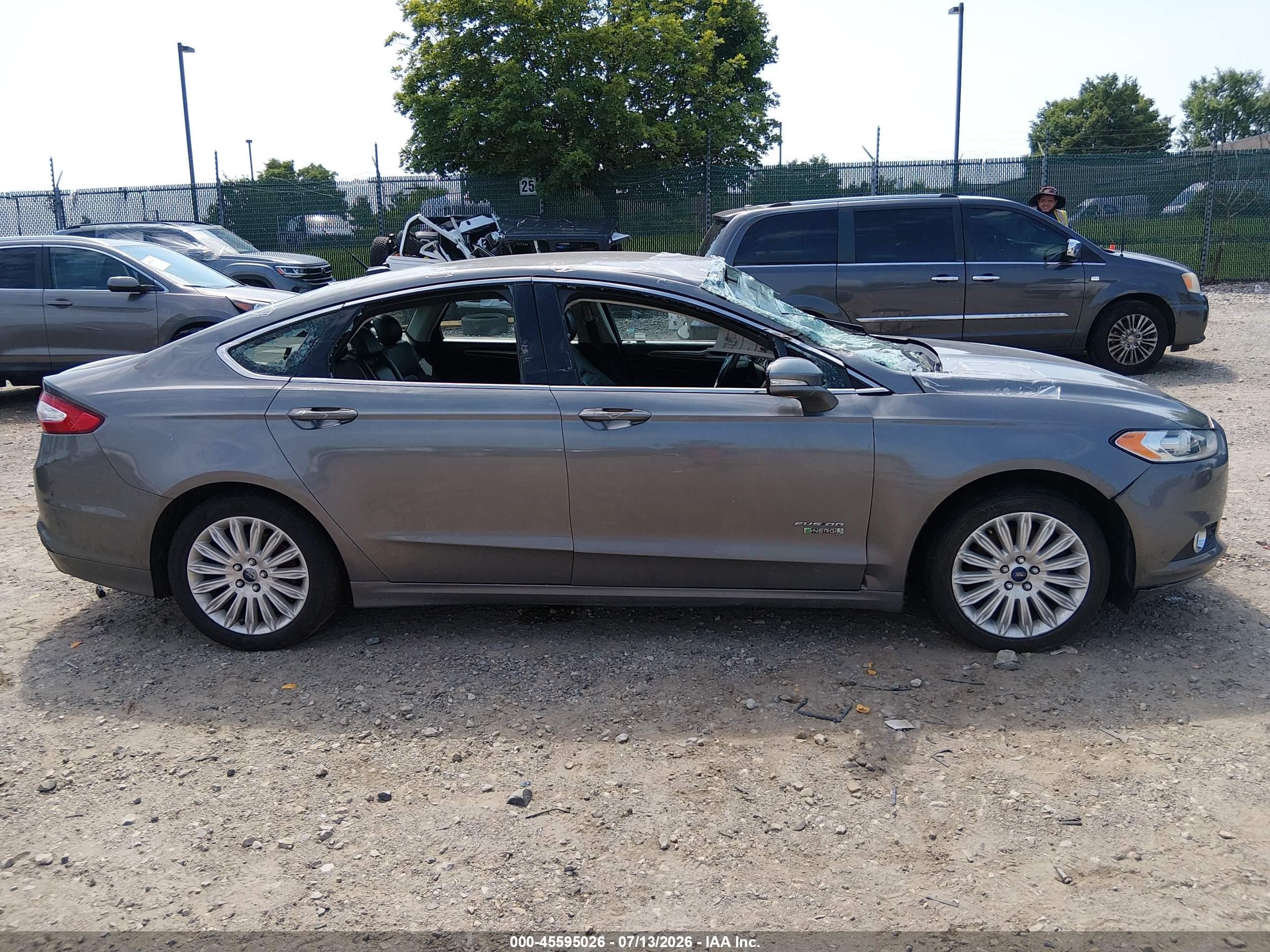 2014 Ford Fusion Energi Se Luxury Gray vin: 3FA6P0PU5ER372073