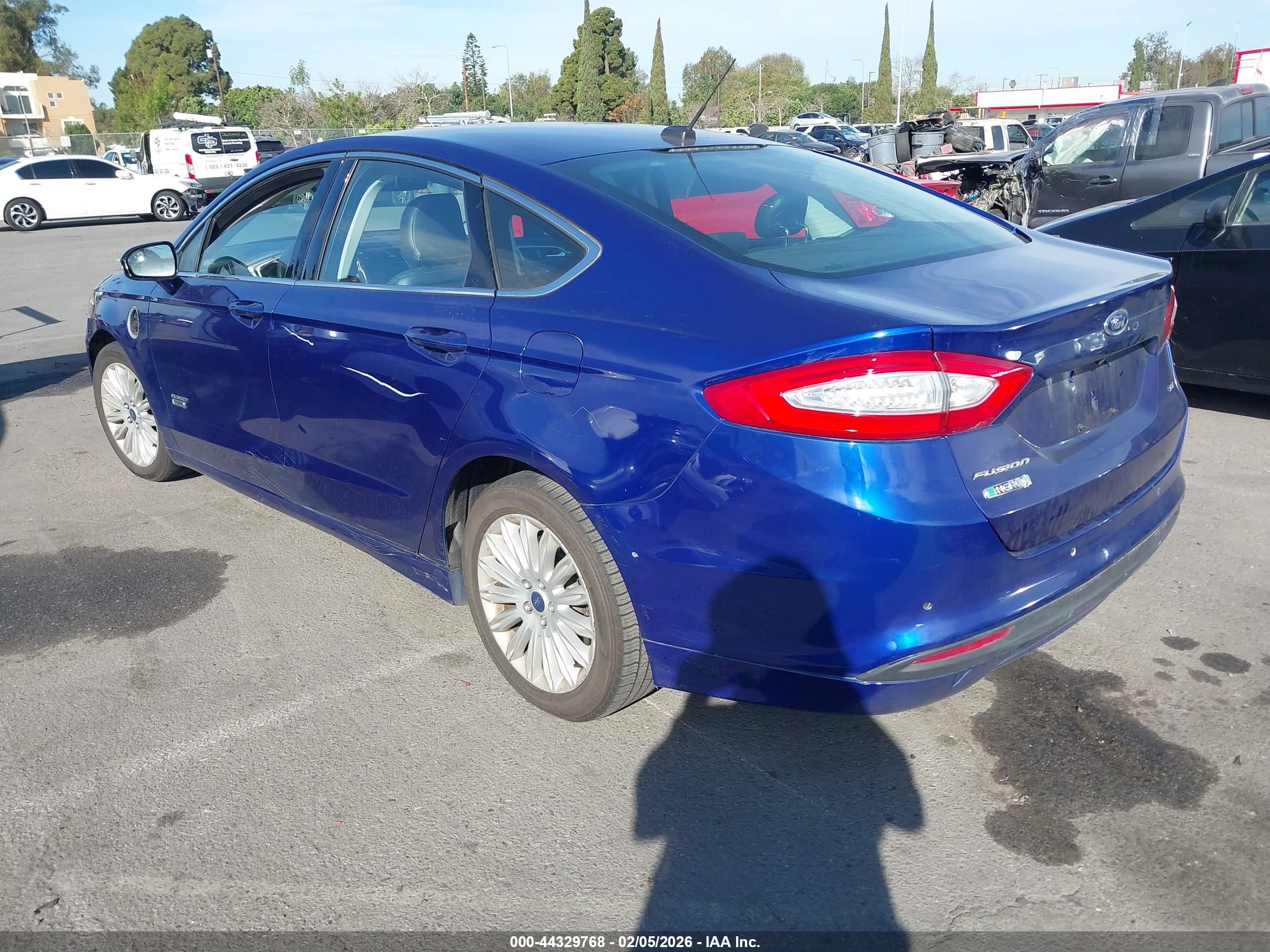 2015 Ford Fusion Energi Se Luxury Blue vin: 3FA6P0PU5FR245714