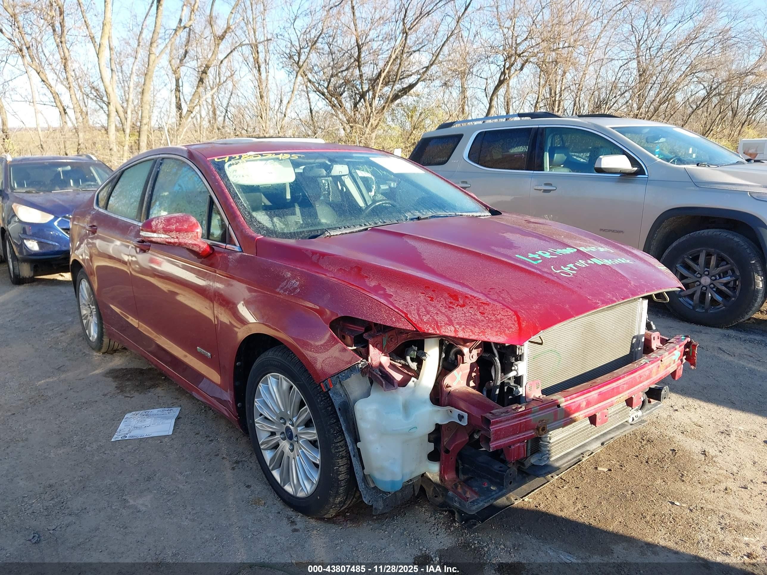 2013 Ford Fusion Energi Se Luxury Red vin: 3FA6P0PU6DR247369