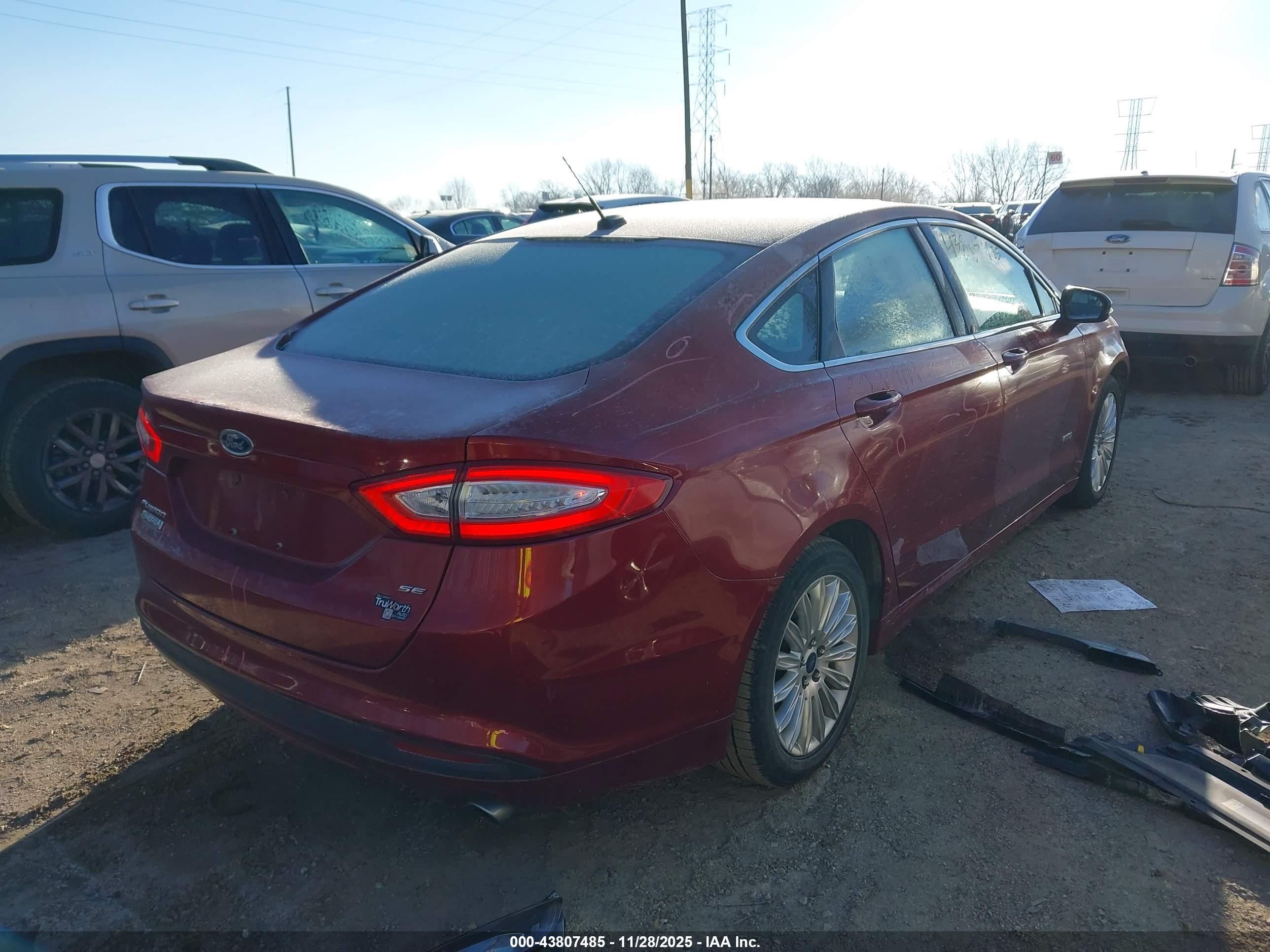 2013 Ford Fusion Energi Se Luxury Red vin: 3FA6P0PU6DR247369