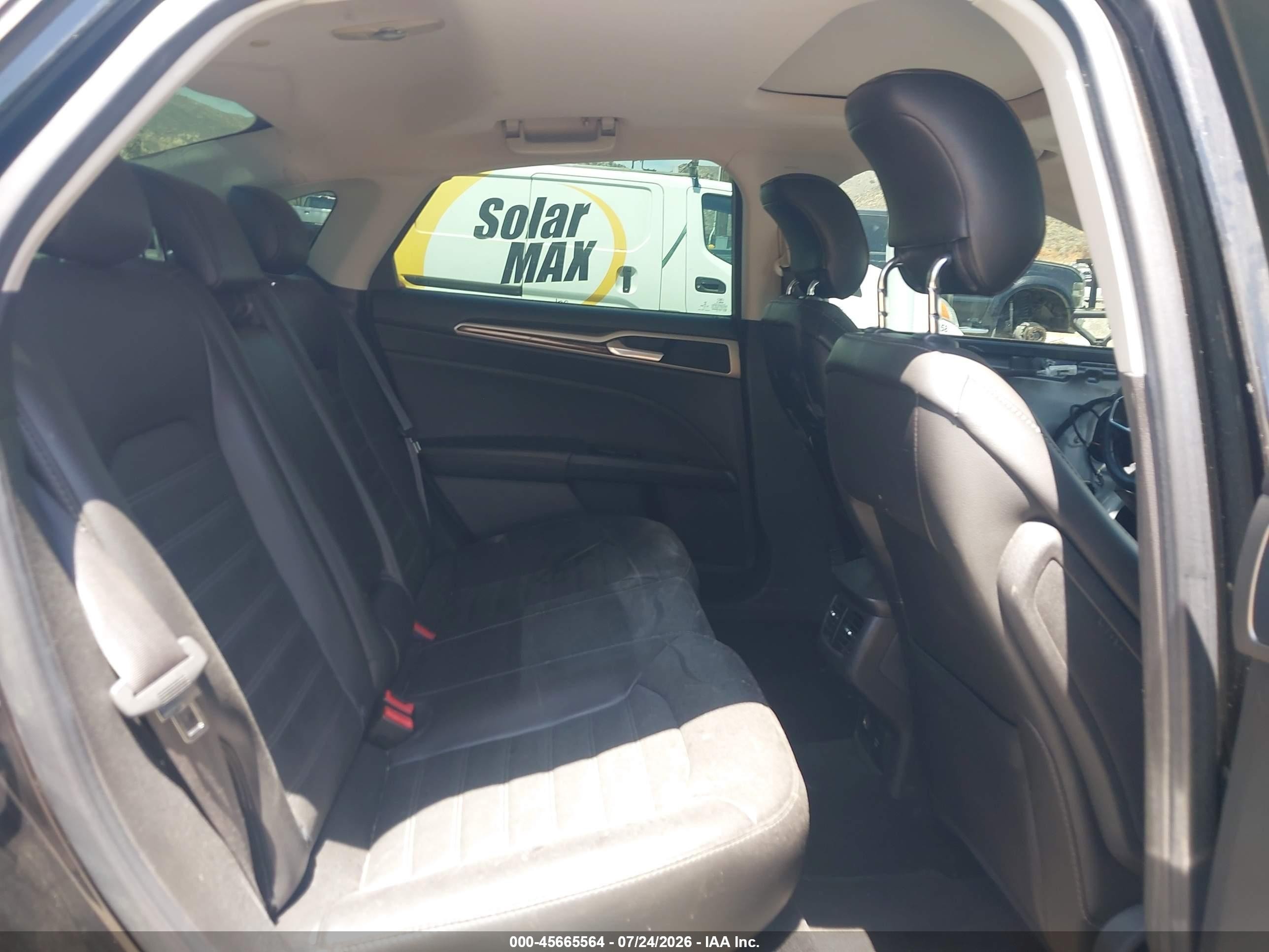 2013 Ford Fusion Energi Se Luxury Черный vin: 3FA6P0PU6DR248084