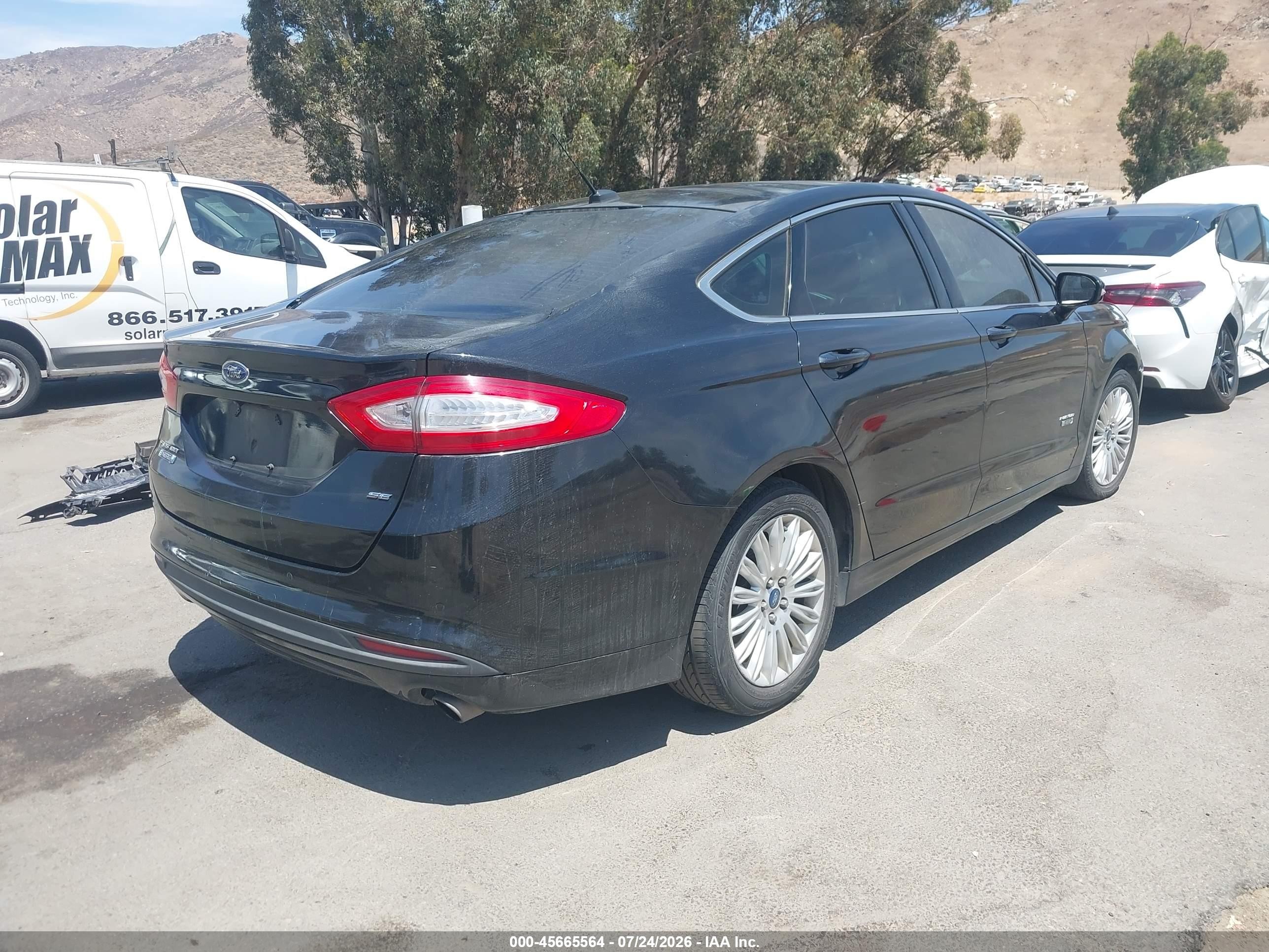 2013 Ford Fusion Energi Se Luxury Черный vin: 3FA6P0PU6DR248084