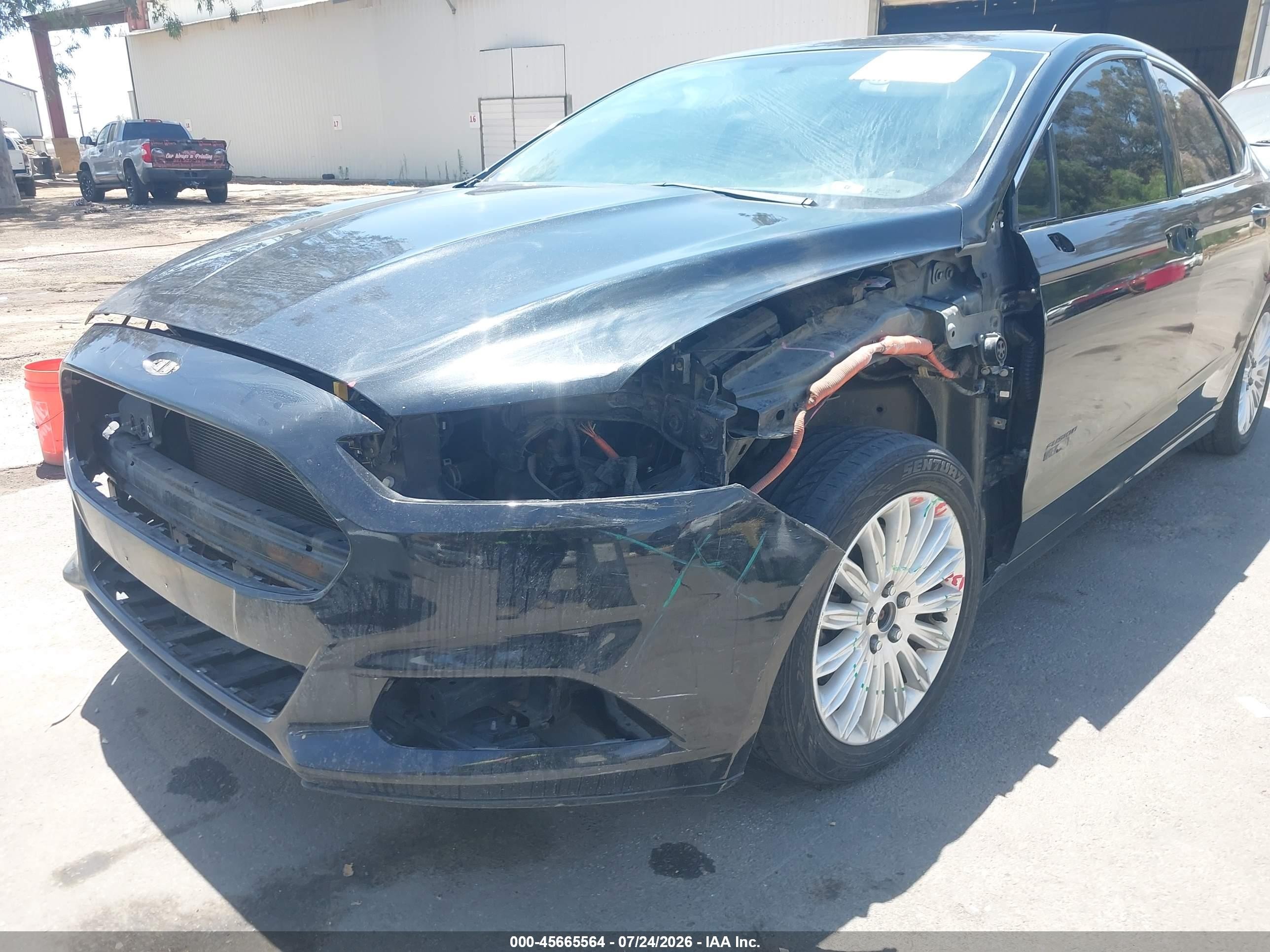 2013 Ford Fusion Energi Se Luxury Черный vin: 3FA6P0PU6DR248084