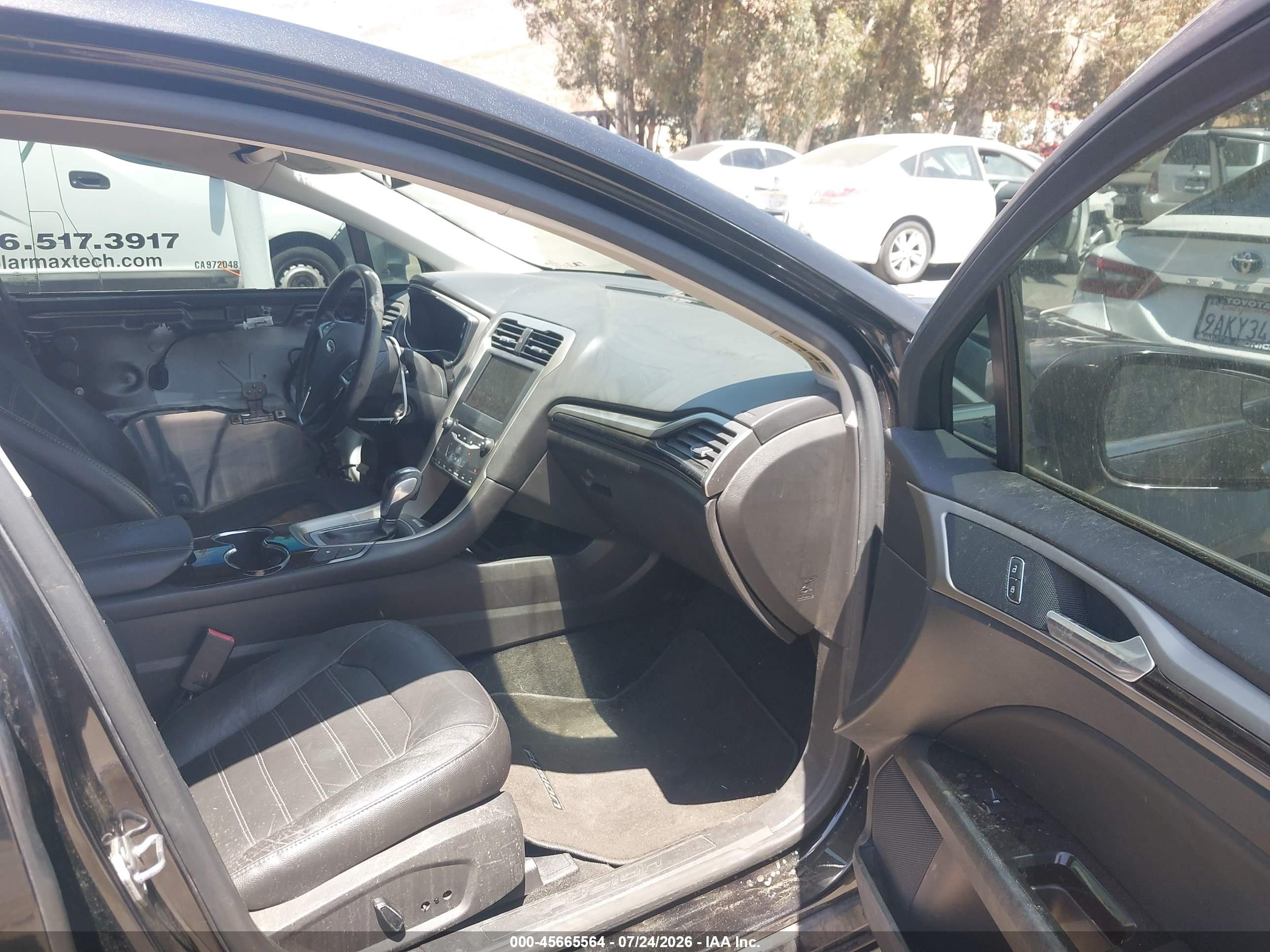 2013 Ford Fusion Energi Se Luxury Черный vin: 3FA6P0PU6DR248084