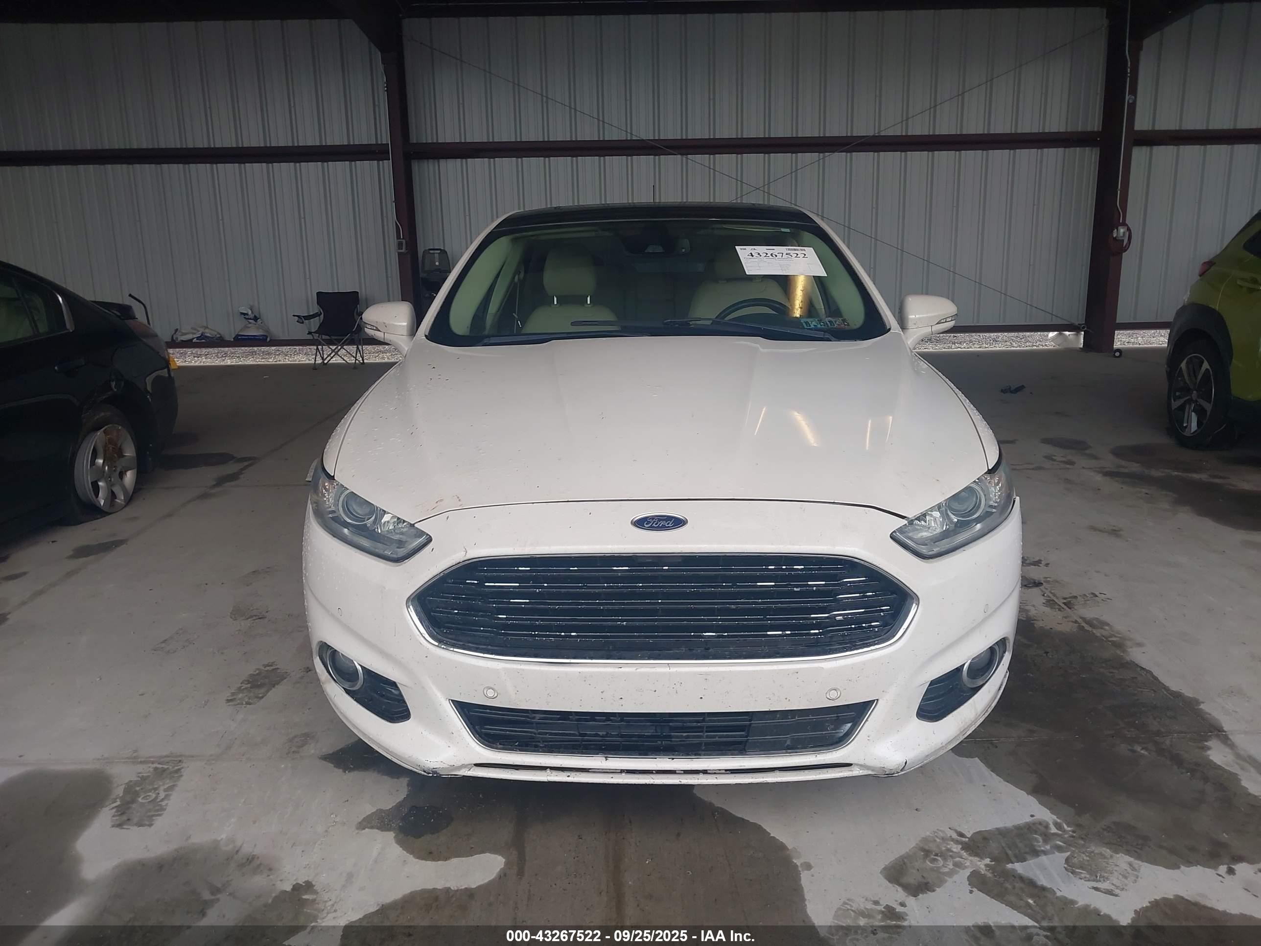 2013 Ford Fusion Energi Se Luxury Cream vin: 3FA6P0PU6DR332048