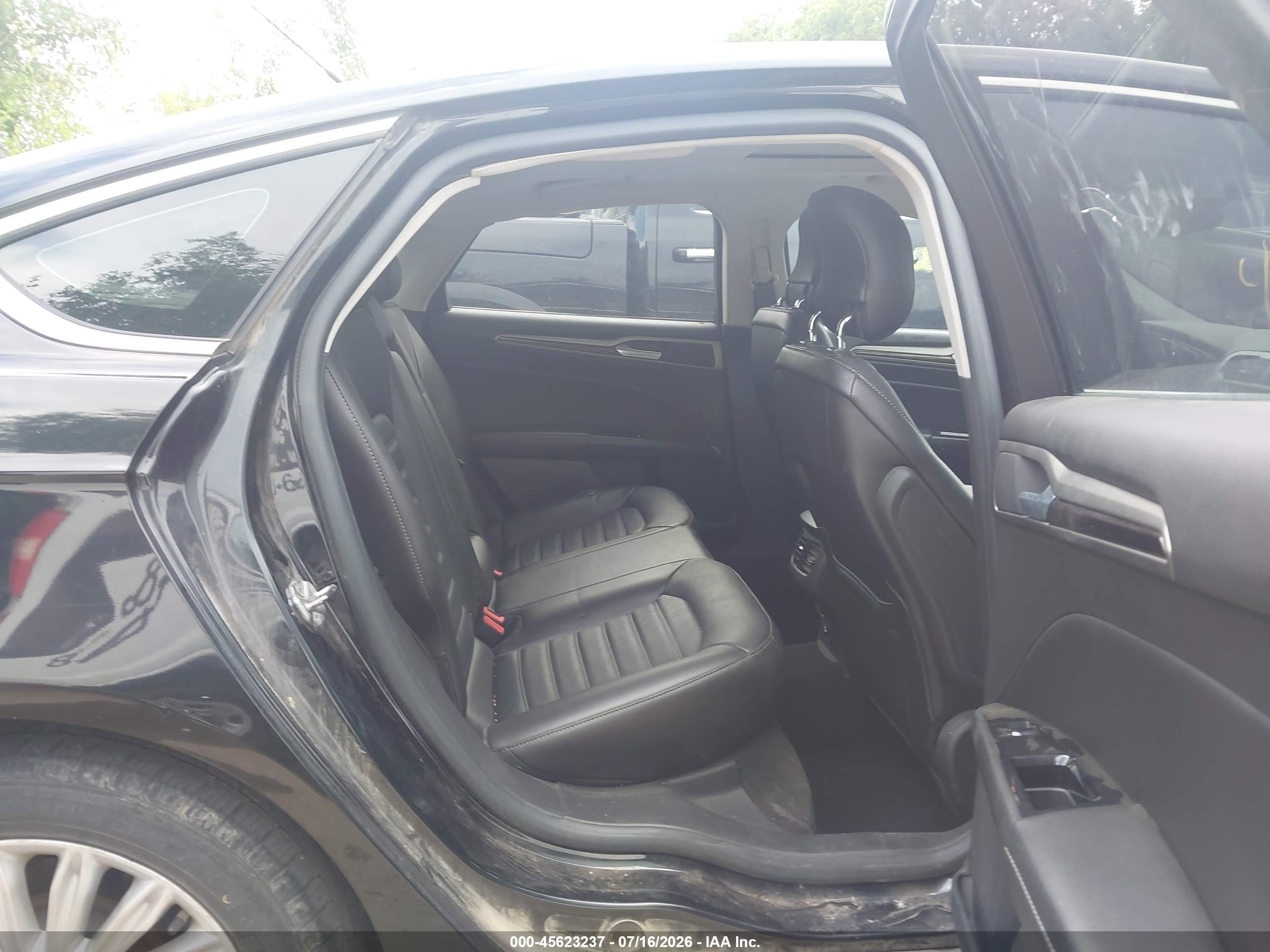 2013 Ford Fusion Energi Se Luxury Black vin: 3FA6P0PU6DR373702