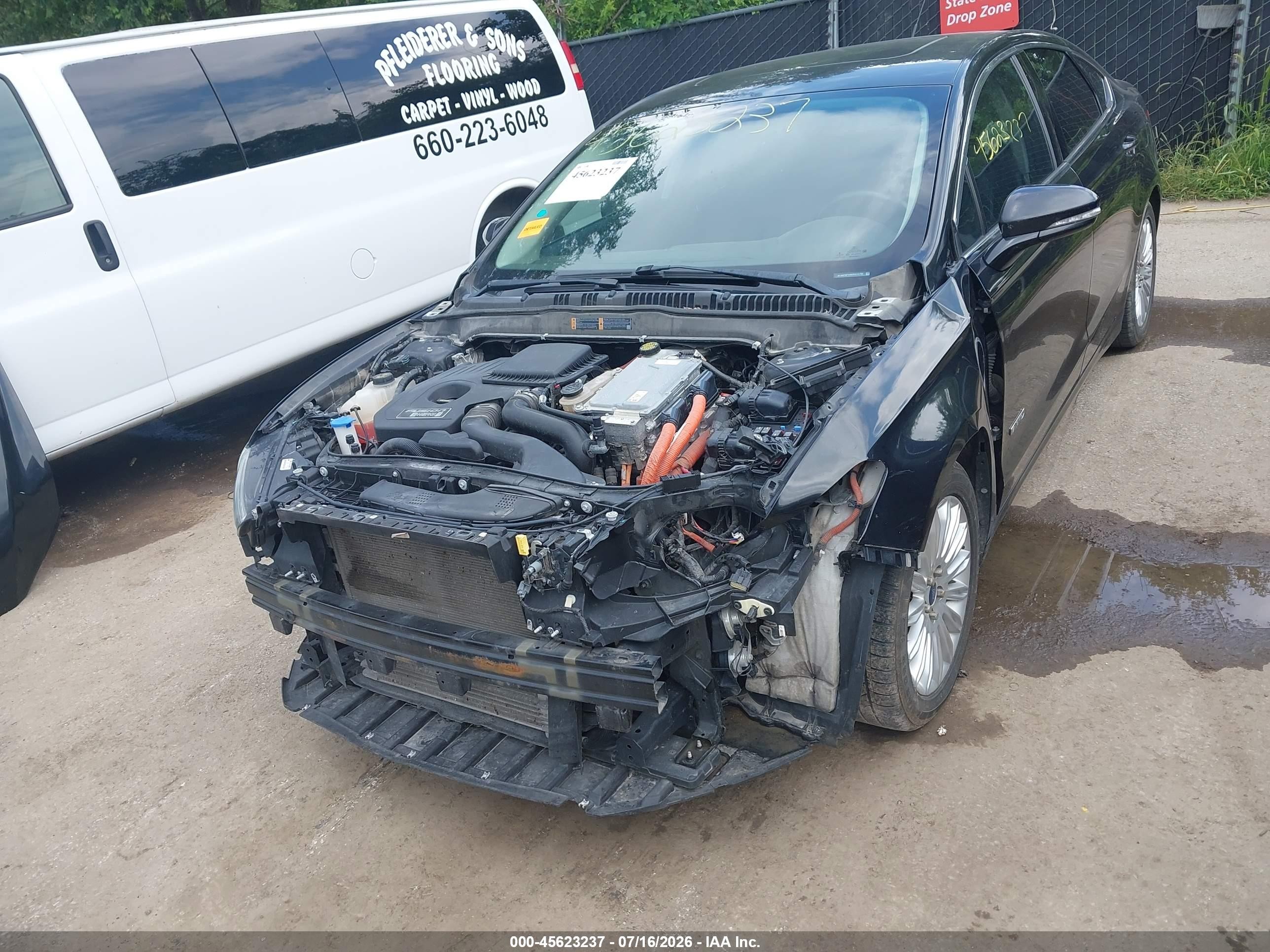 2013 Ford Fusion Energi Se Luxury Black vin: 3FA6P0PU6DR373702