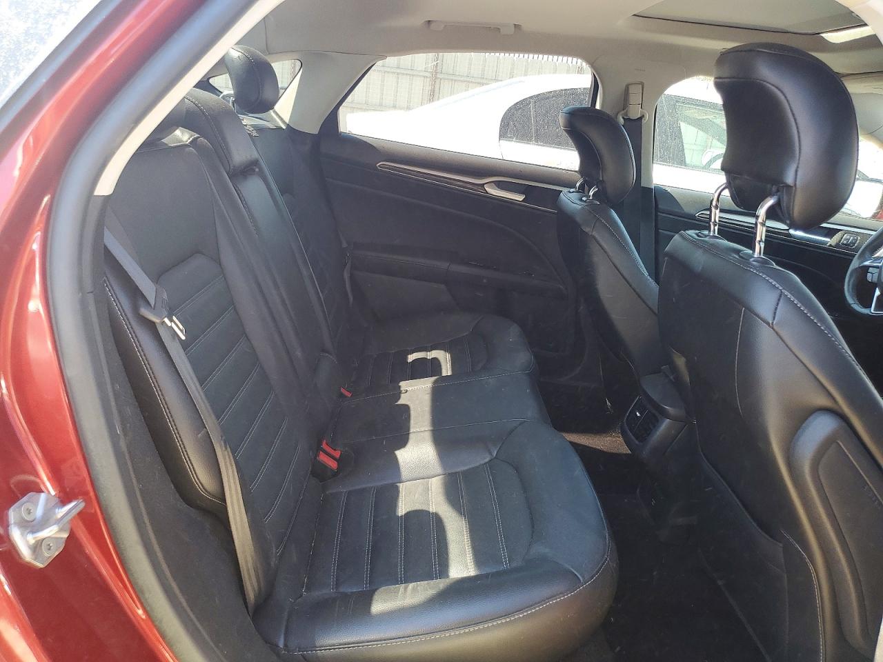 2014 Ford Fusion Se Phev Красный vin: 3FA6P0PU6ER269762