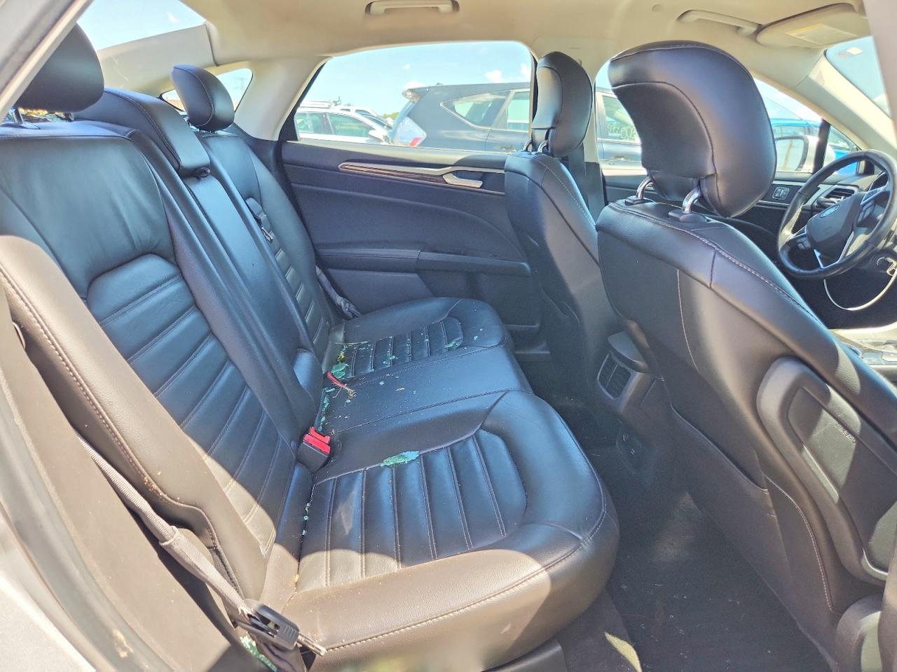 2014 Ford Fusion Se Phev Silver vin: 3FA6P0PU7ER219579