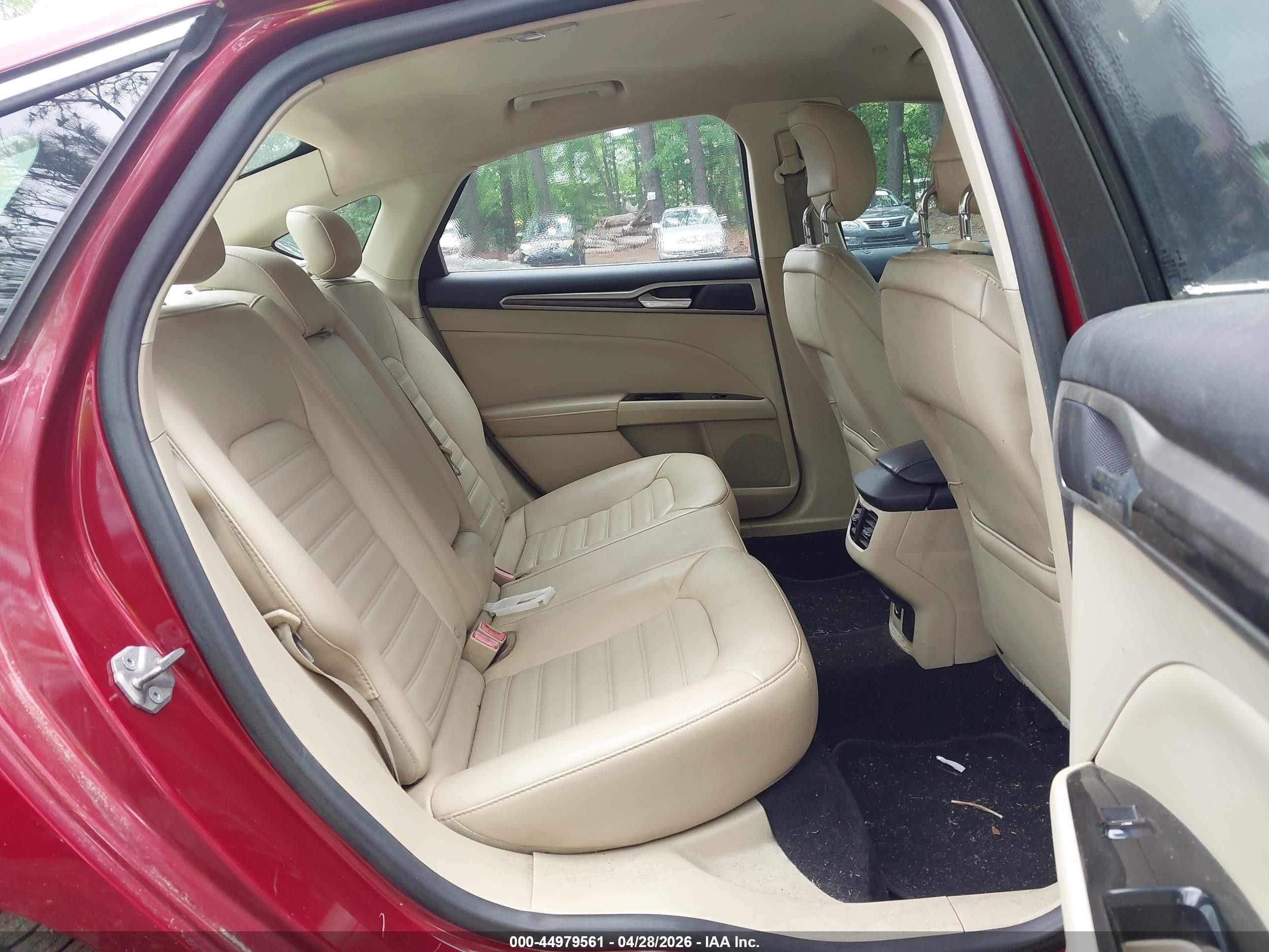 2014 Ford Fusion Energi Se Luxury Maroon vin: 3FA6P0PU7ER371068