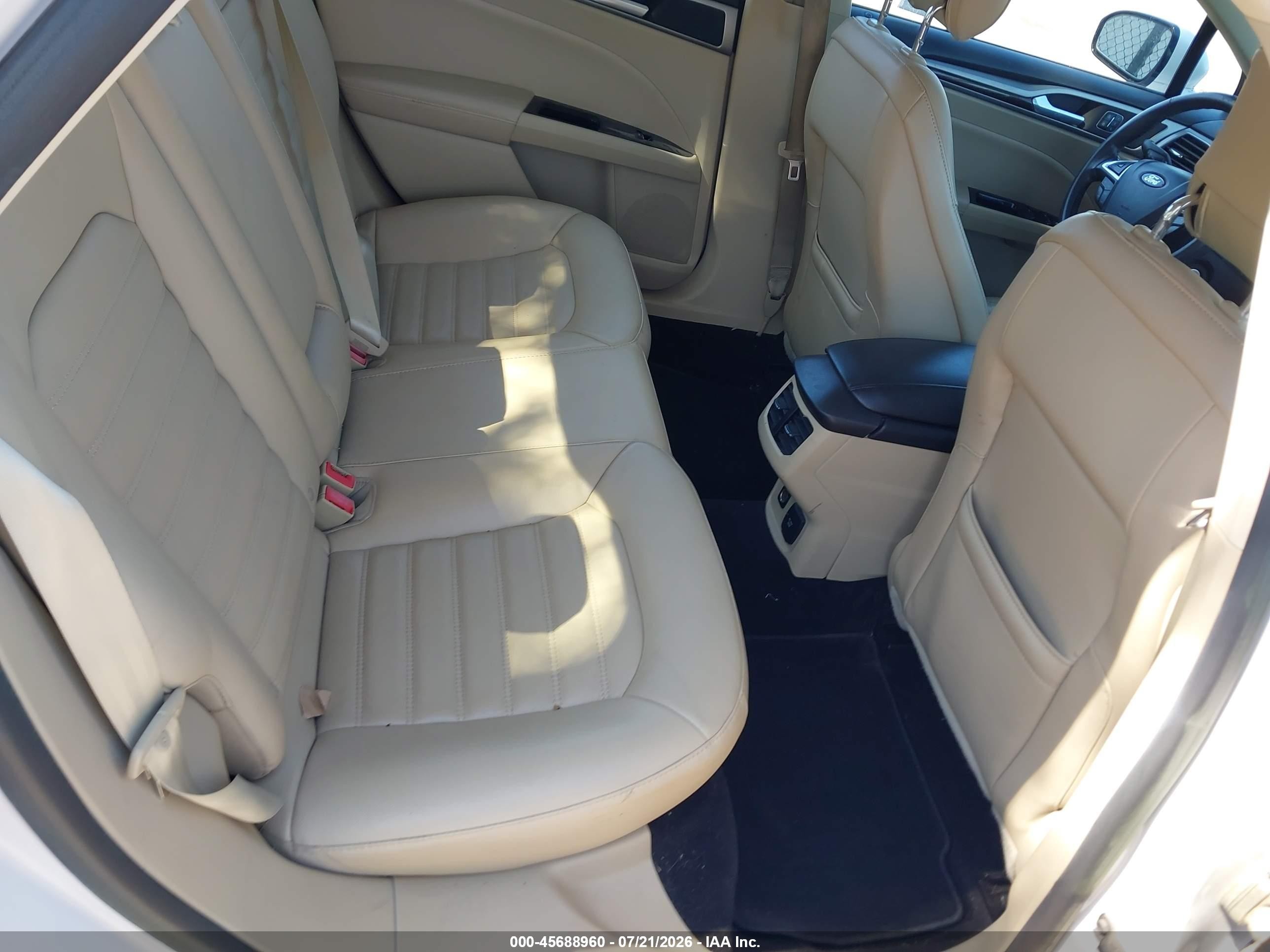 2014 Ford Fusion Energi Se Luxury White vin: 3FA6P0PU8ER317343