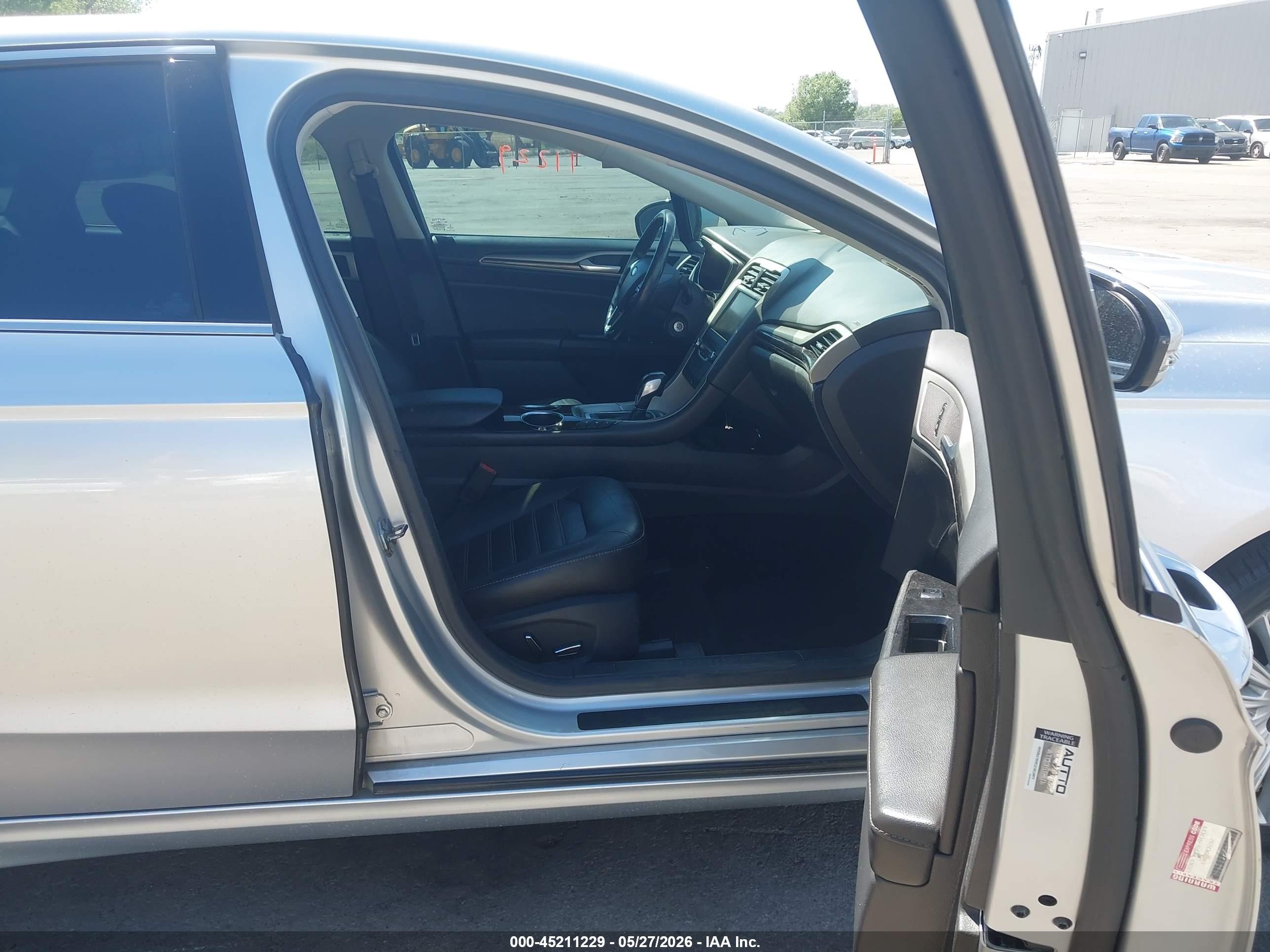 2013 Ford Fusion Energi Se Luxury Silver vin: 3FA6P0PU9DR254297