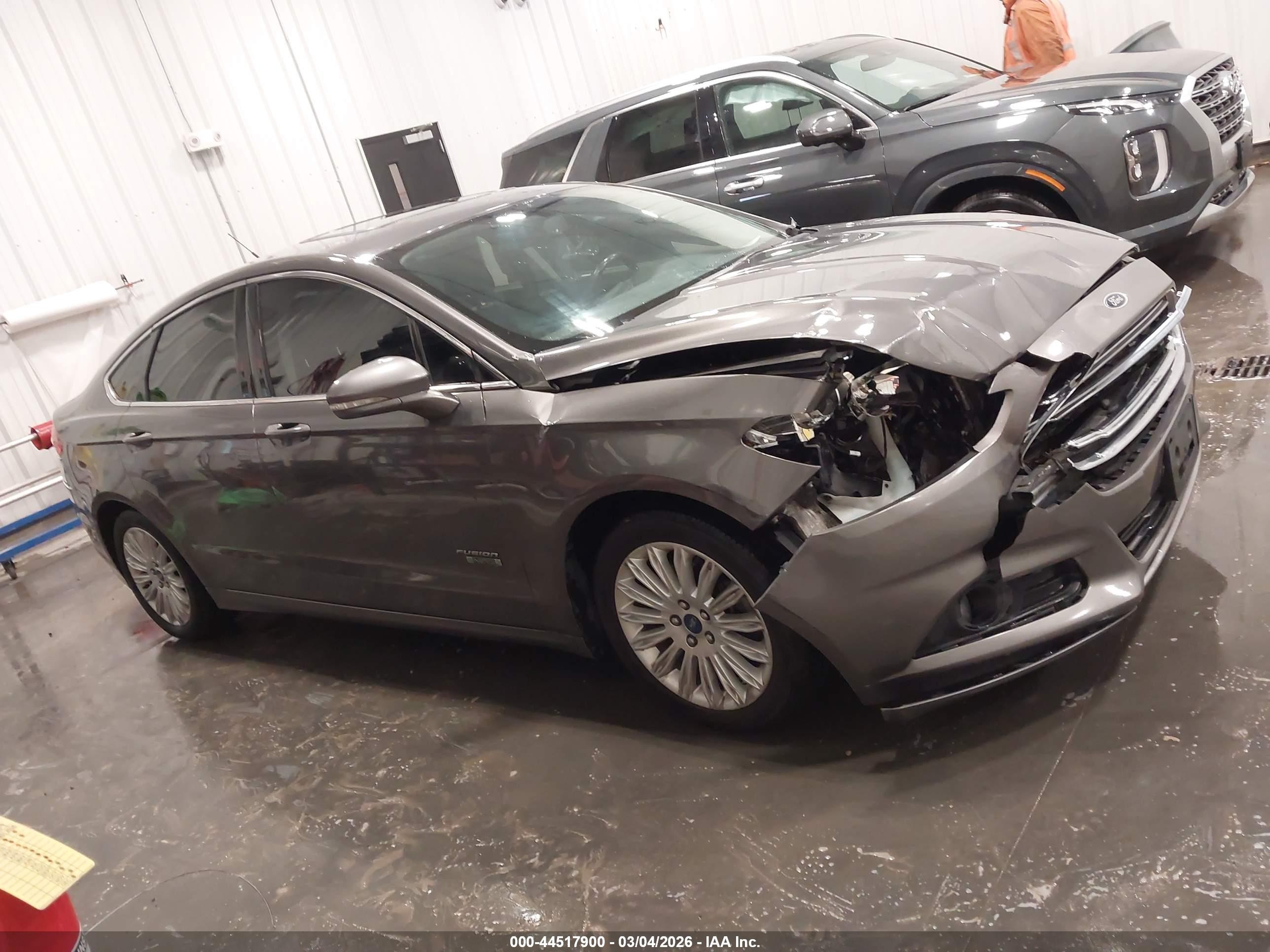 2013 Ford Fusion Energi Se Luxury Gray vin: 3FA6P0PU9DR254719