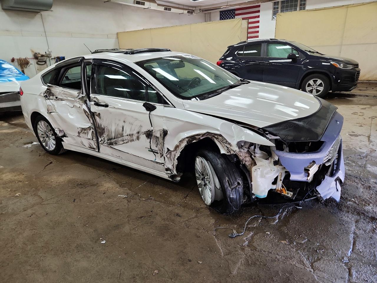 2015 Ford Fusion Se Phev White vin: 3FA6P0PU9FR200890
