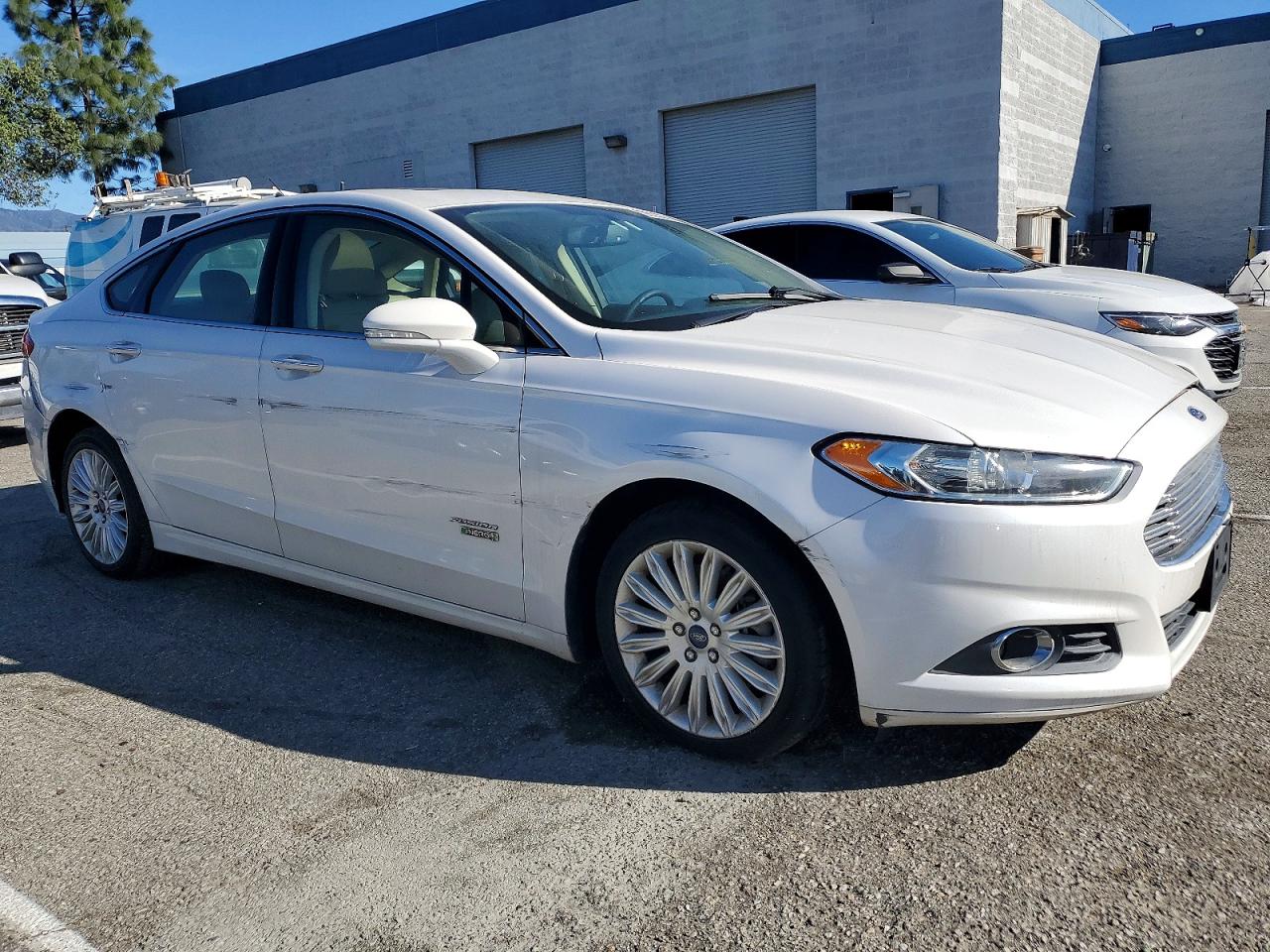 2015 Ford Fusion White vin: 3FA6P0PU9FR264508