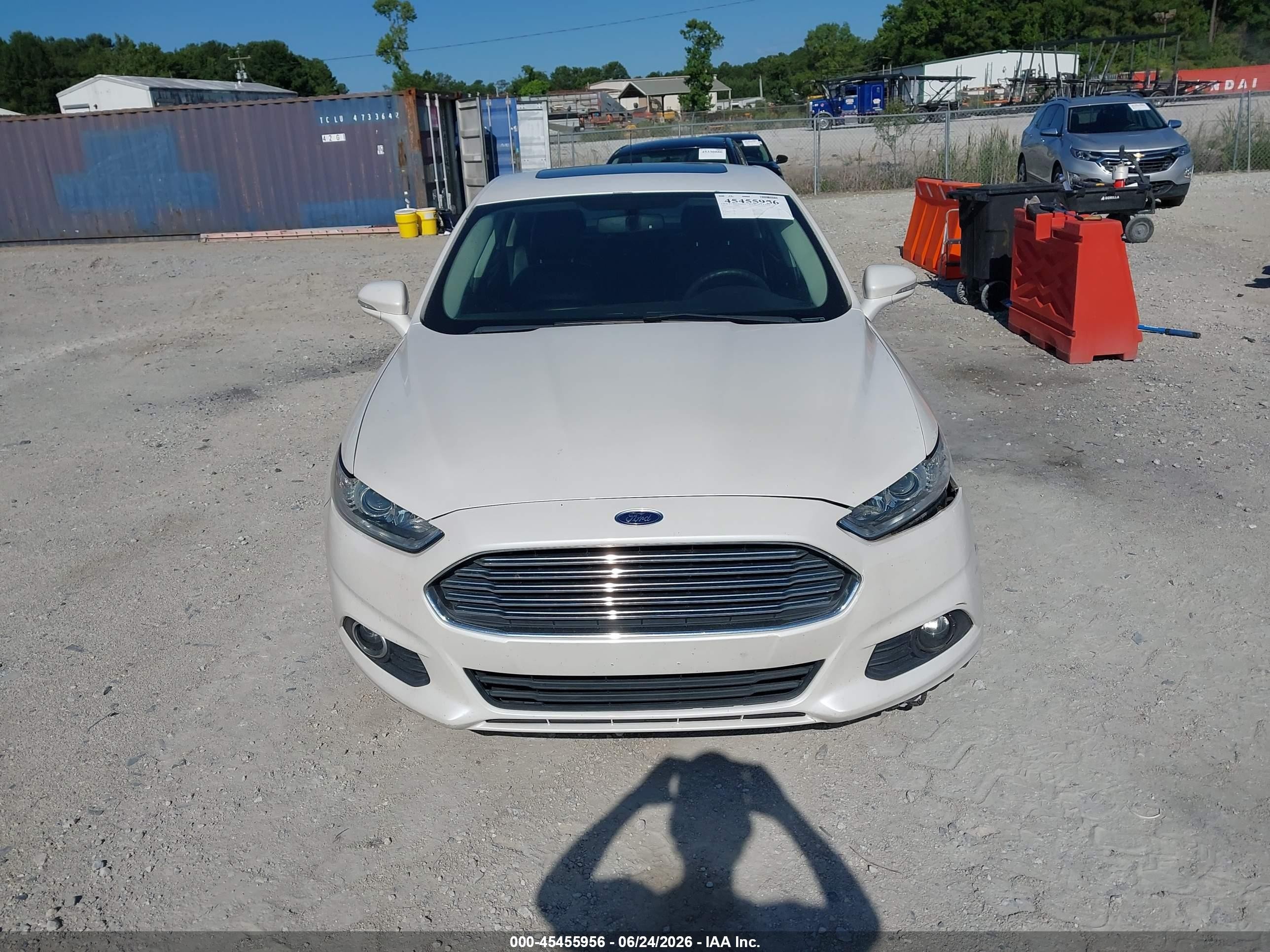 2015 Ford Fusion Energi Se Luxury Белый vin: 3FA6P0PU9FR275461