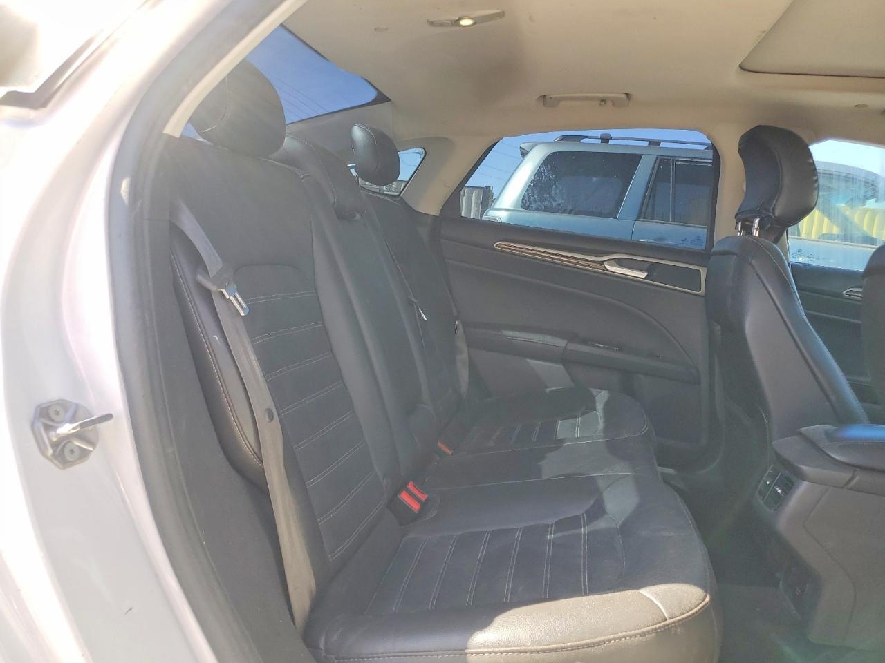 2015 Ford Fusion Se Phev White vin: 3FA6P0PU9FR280983