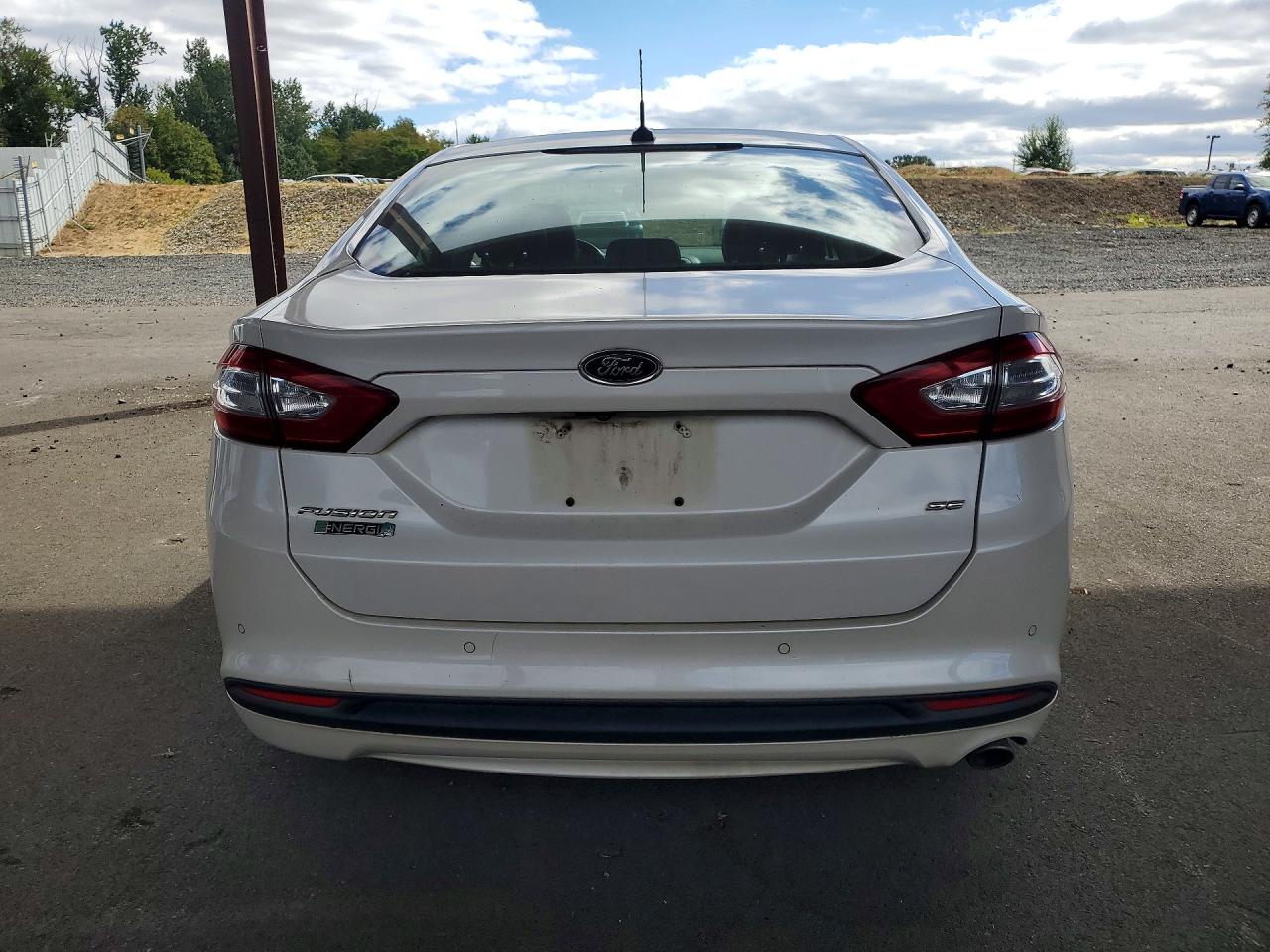 2013 Ford Fusion Se Phev White vin: 3FA6P0PUXDR254762