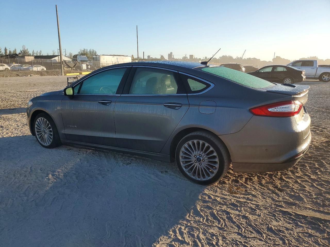 2014 Ford Fusion Titanium Hev Gray vin: 3FA6P0RU0ER298588
