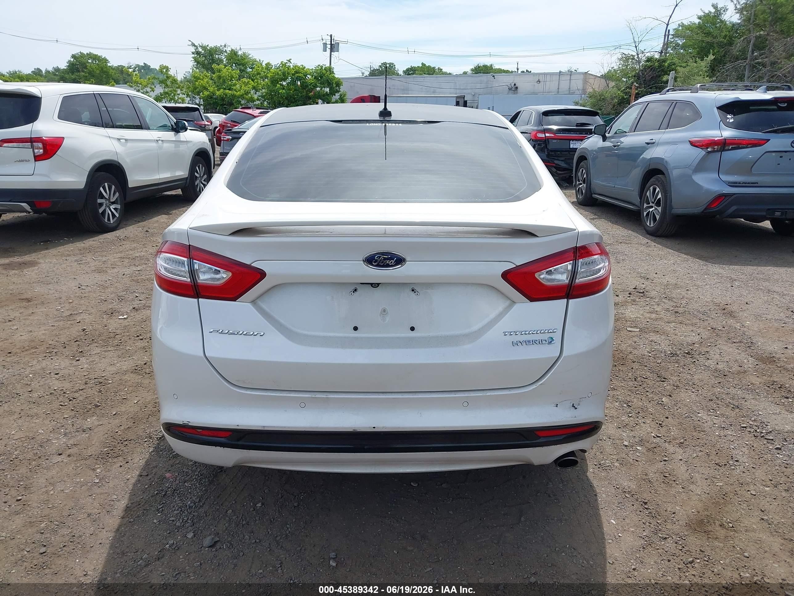 2014 Ford Fusion Hybrid Titanium White vin: 3FA6P0RU1ER263901