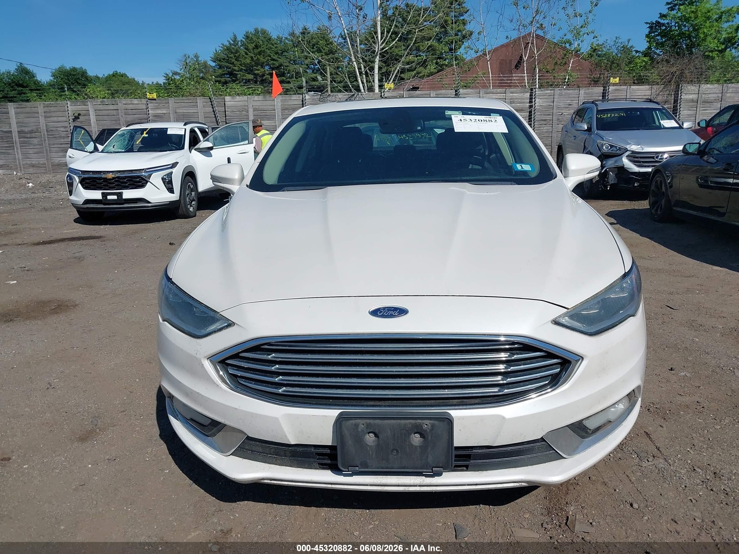 2017 Ford Fusion Hybrid Titanium White vin: 3FA6P0RU2HR327528