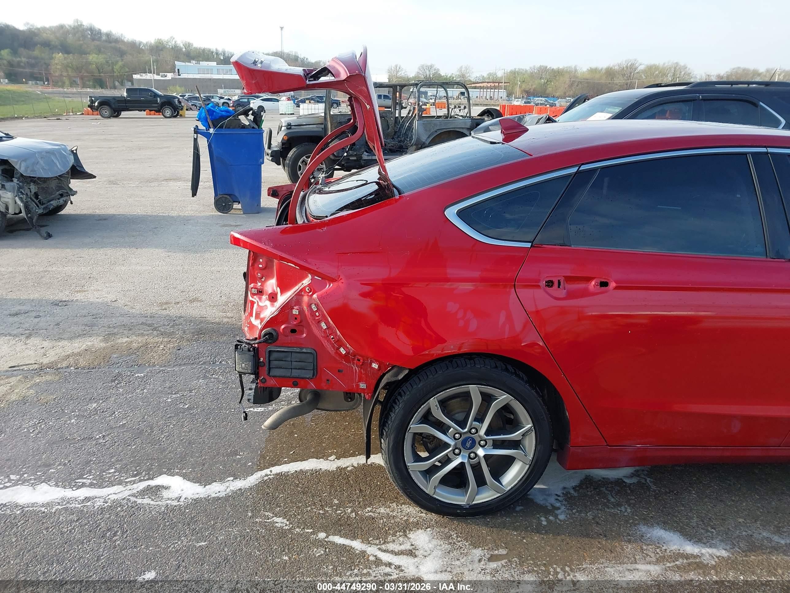 2019 Ford Fusion Hybrid Titanium Red vin: 3FA6P0RU2KR137221