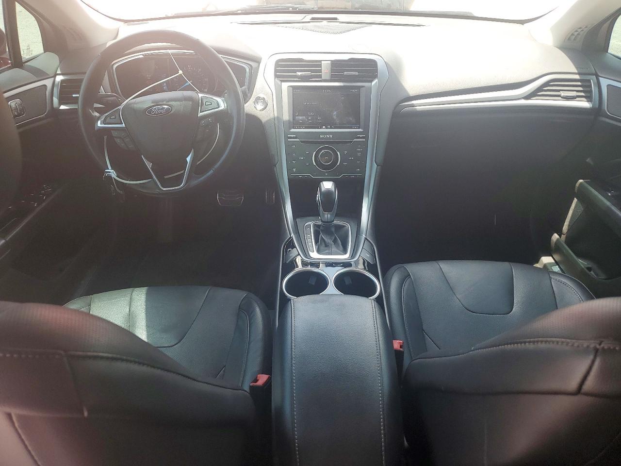 2014 Ford Fusion Titanium Hev Красный vin: 3FA6P0RU4ER121557