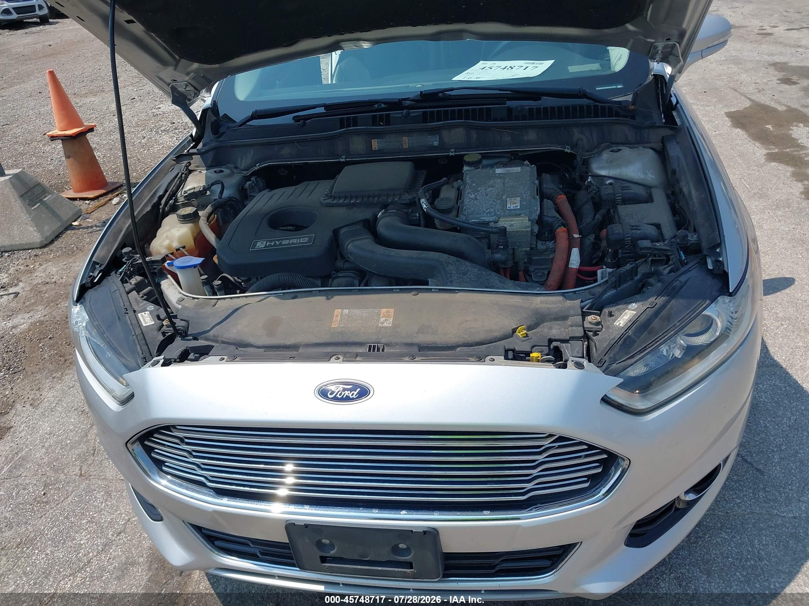 2013 Ford Fusion Hybrid Titanium Серебряный vin: 3FA6P0RU6DR281938