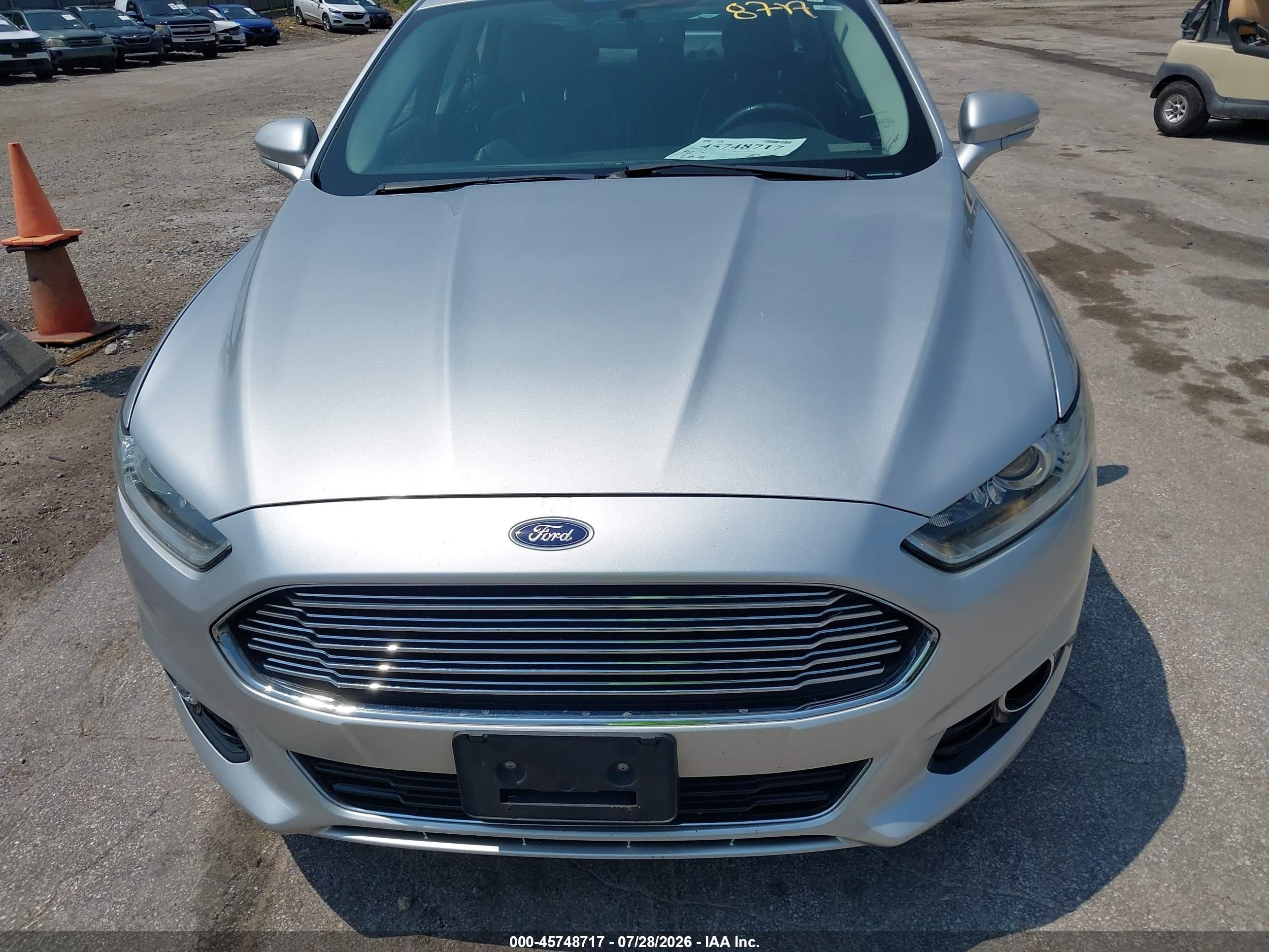 2013 Ford Fusion Hybrid Titanium Серебряный vin: 3FA6P0RU6DR281938