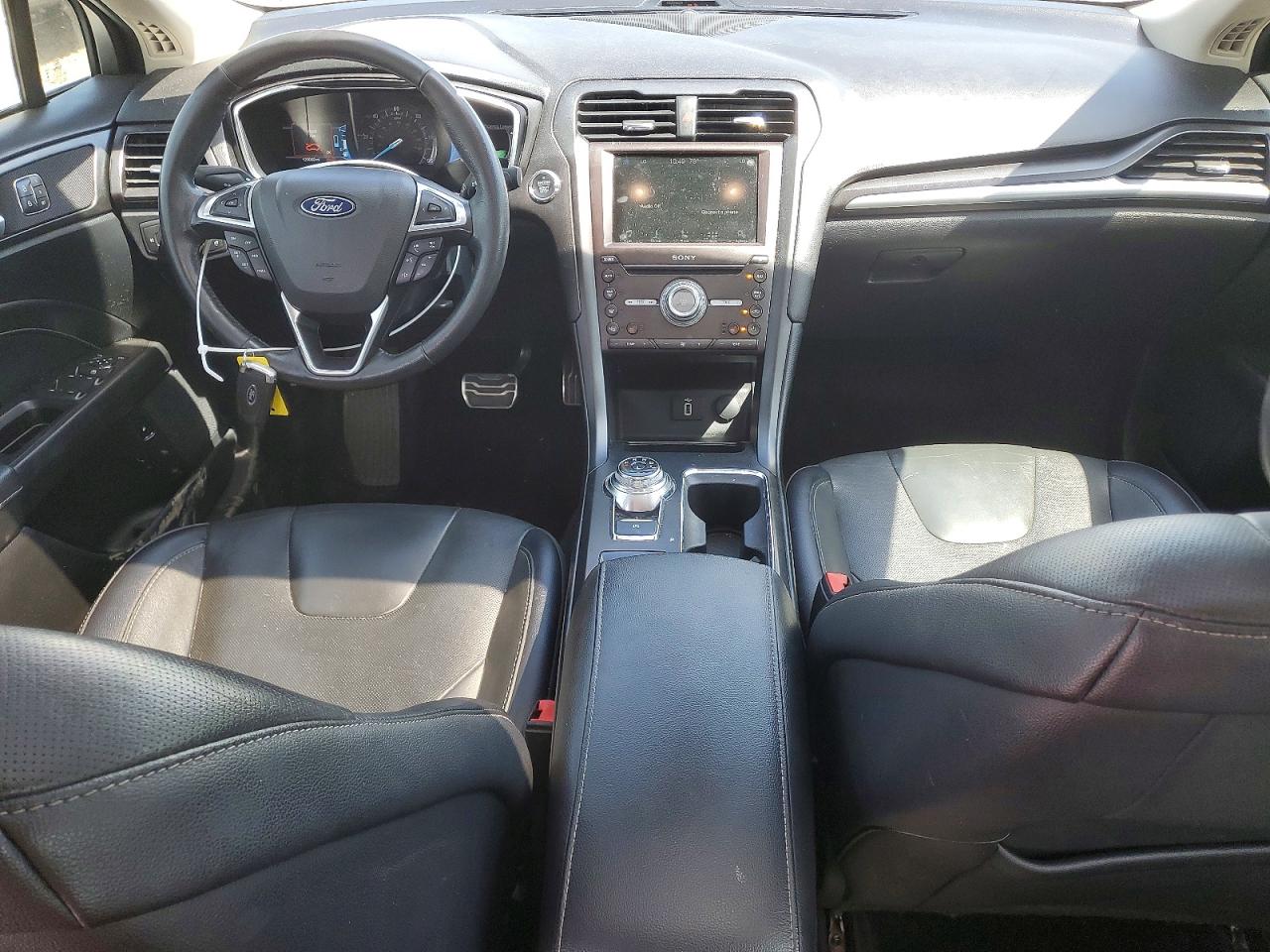 2018 Ford Fusion White vin: 3FA6P0RU6JR181866