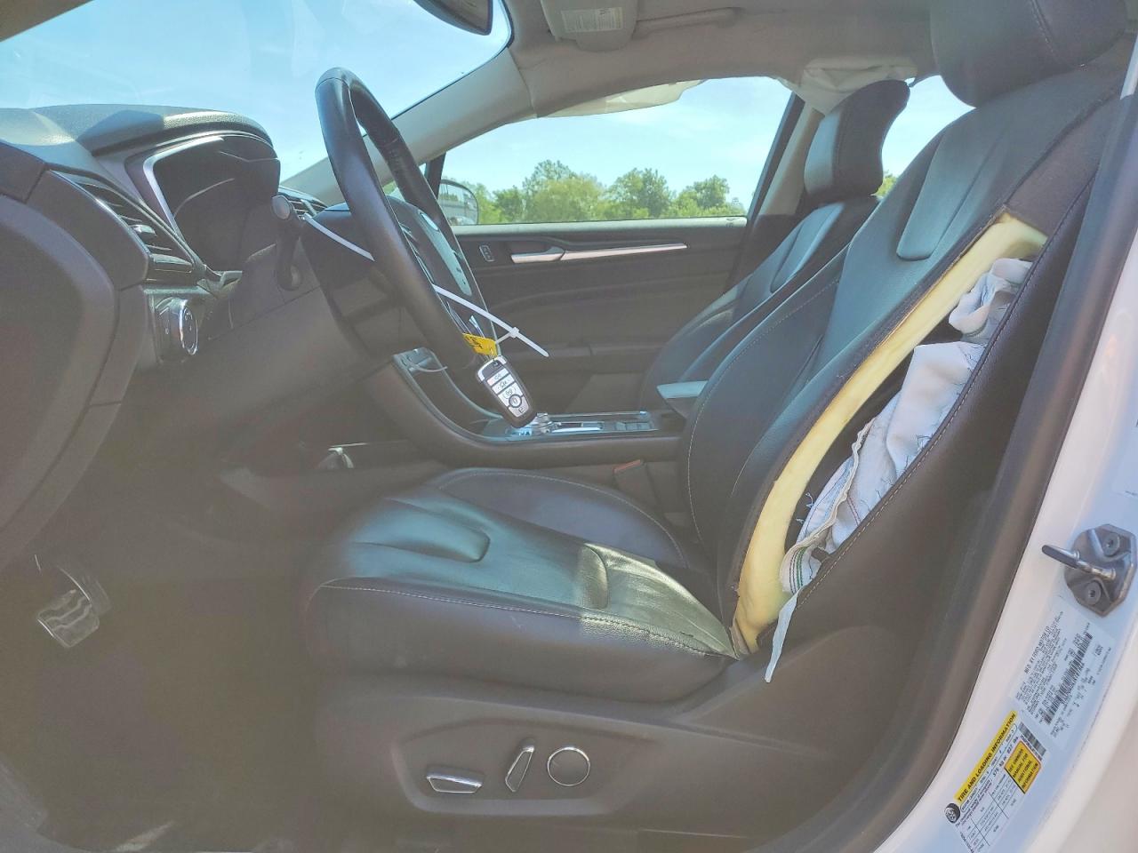 2018 Ford Fusion White vin: 3FA6P0RU6JR181866