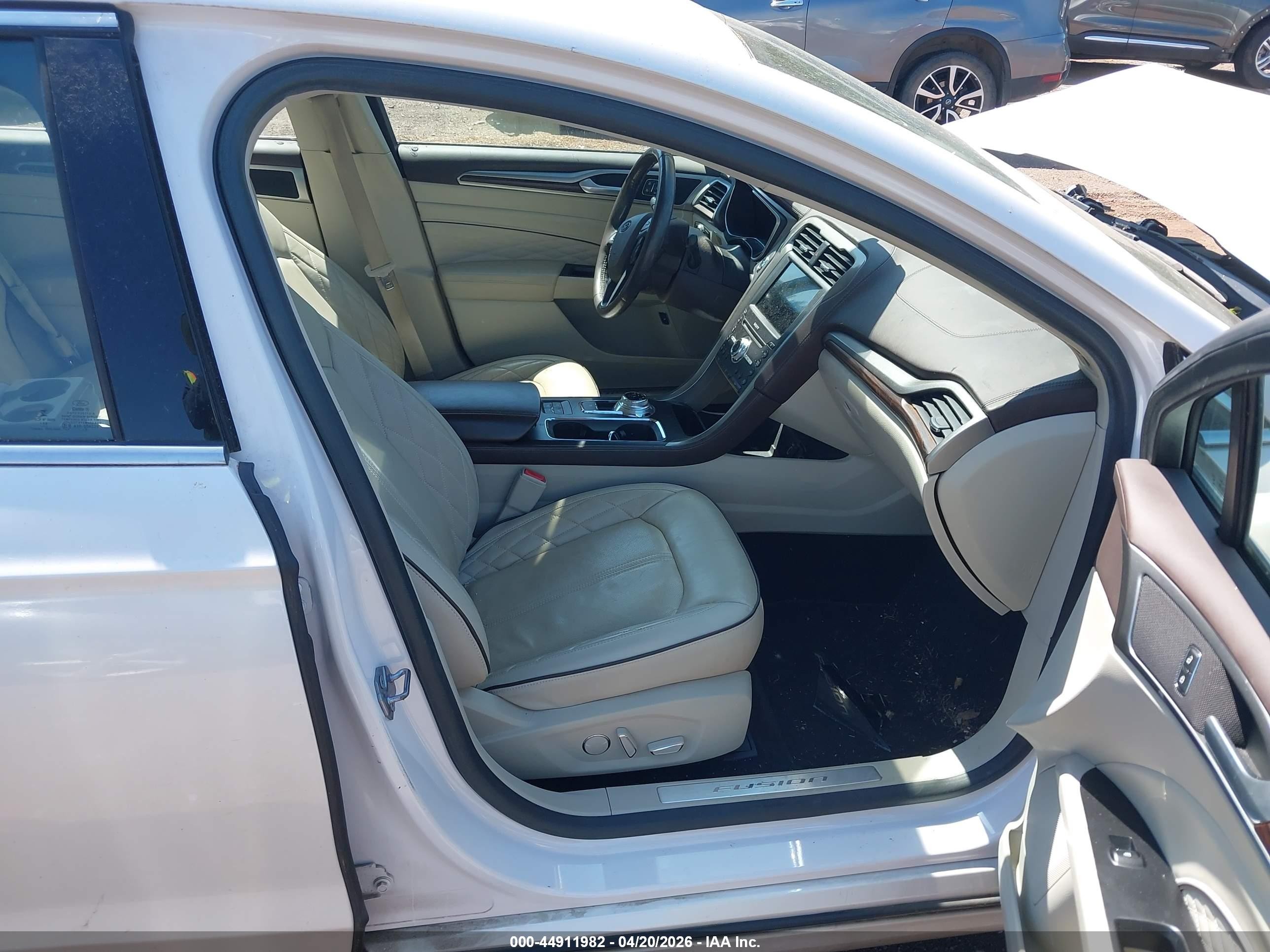 2018 Ford Fusion Hybrid Platinum Белый vin: 3FA6P0RU6JR264908