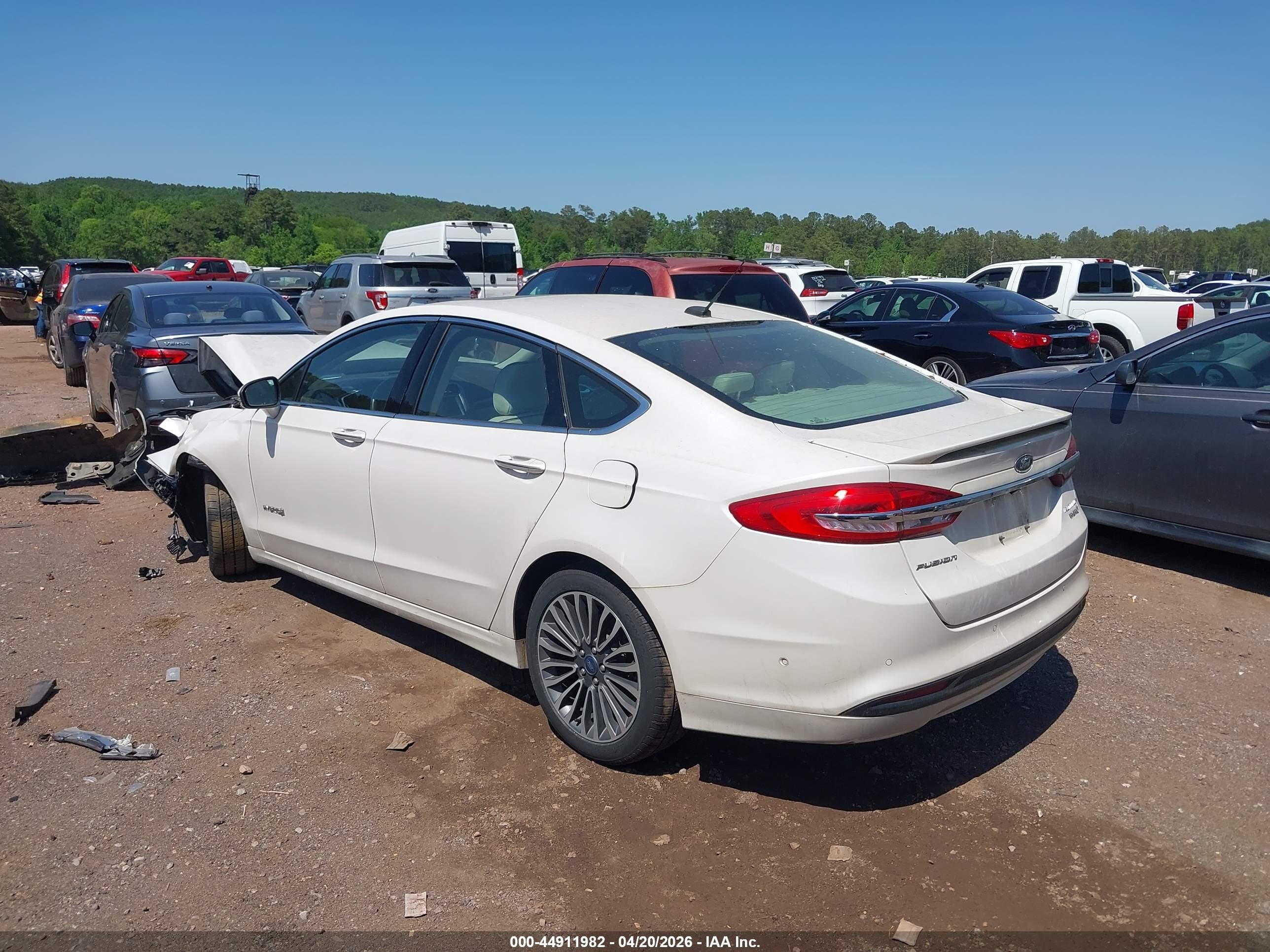 2018 Ford Fusion Hybrid Platinum Белый vin: 3FA6P0RU6JR264908