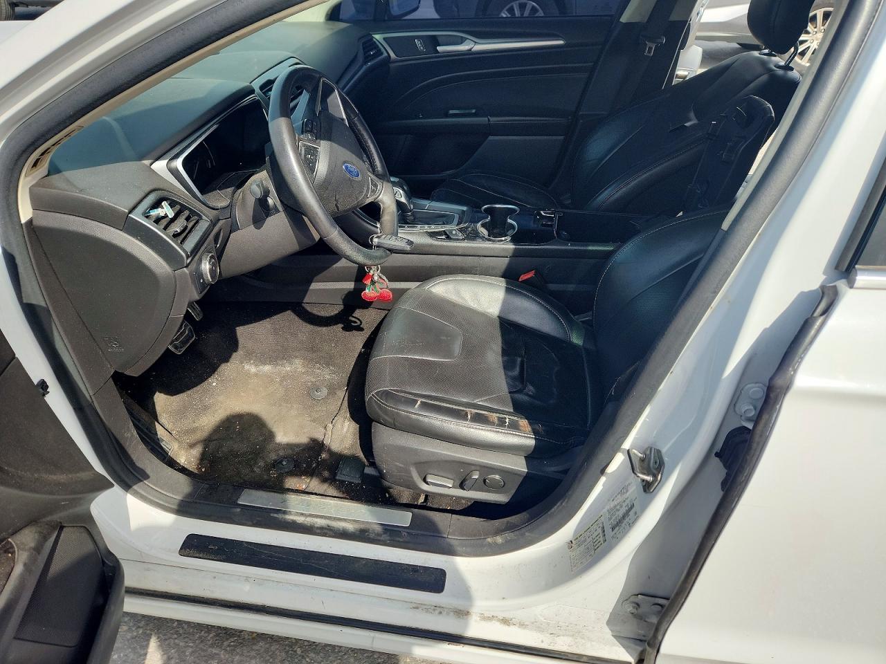 2015 Ford Fusion Titanium Hev White vin: 3FA6P0RU7FR114006