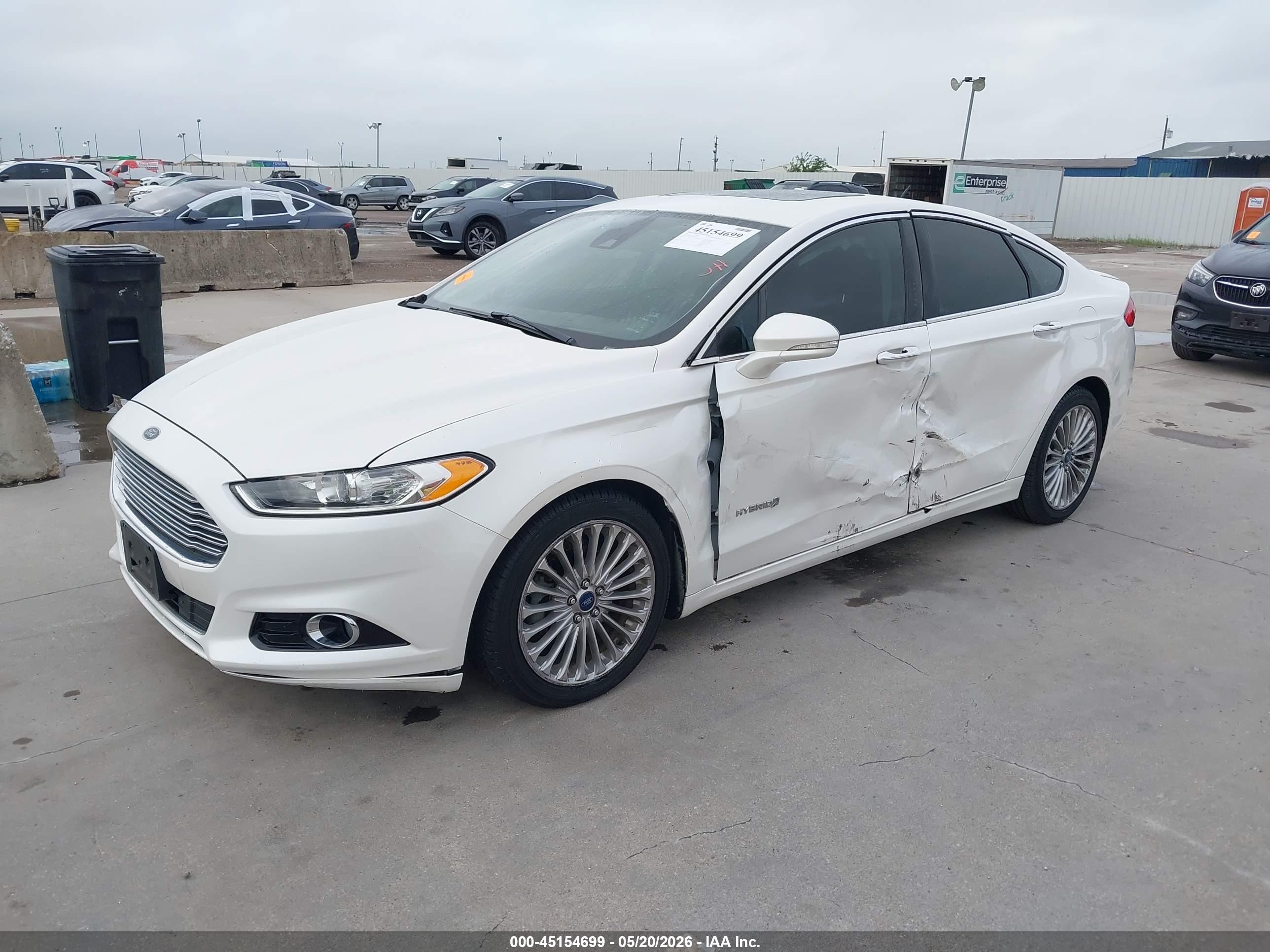 2013 Ford Fusion Hybrid Titanium White vin: 3FA6P0RU8DR282010