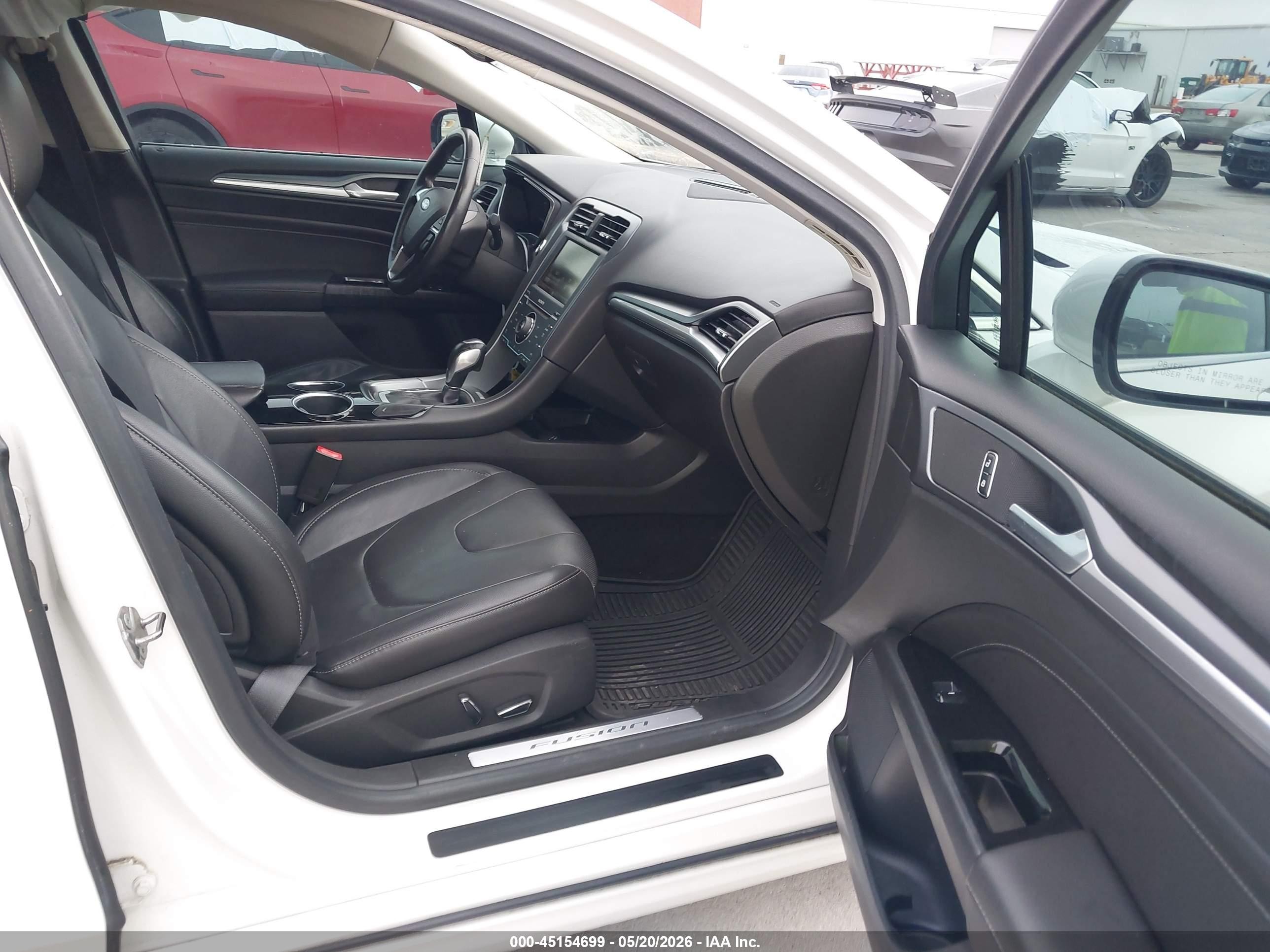 2013 Ford Fusion Hybrid Titanium White vin: 3FA6P0RU8DR282010