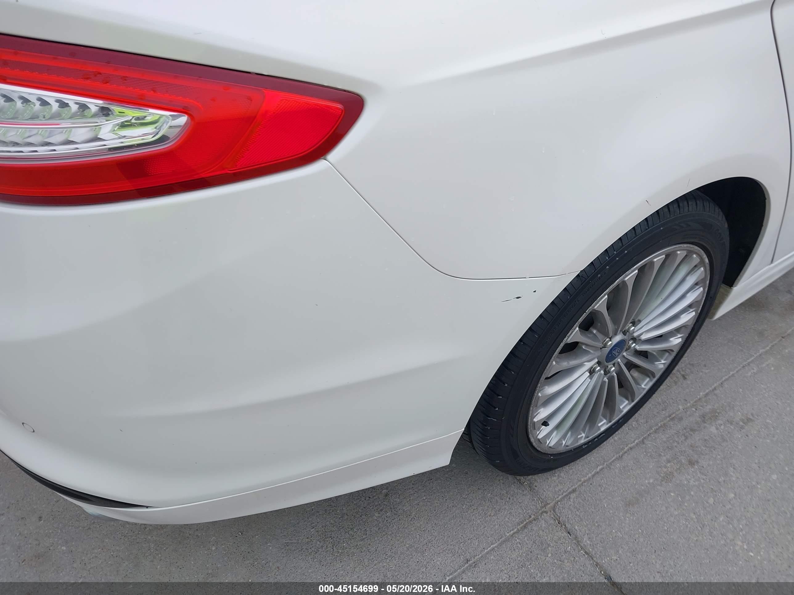 2013 Ford Fusion Hybrid Titanium White vin: 3FA6P0RU8DR282010