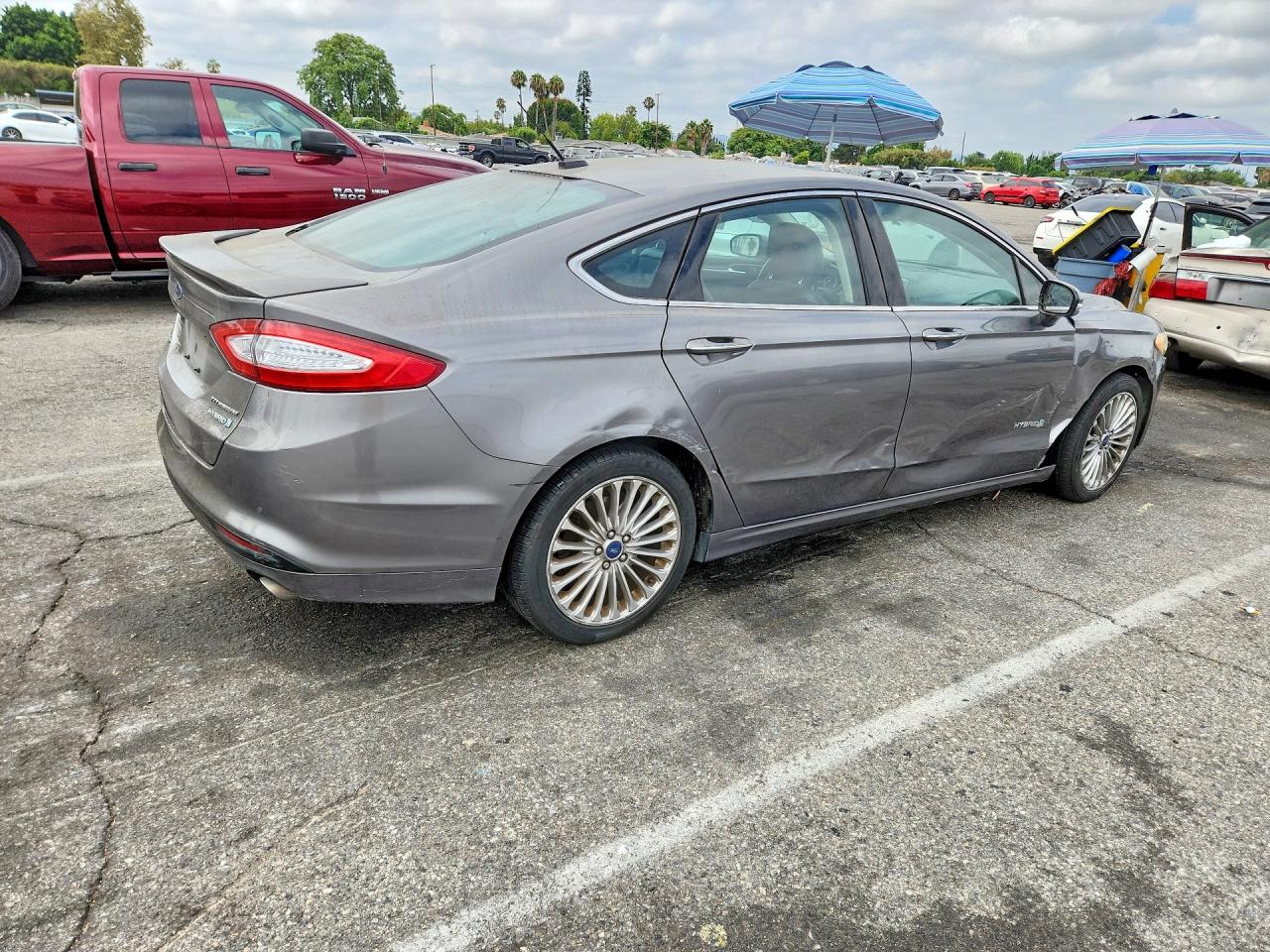 2014 Ford Fusion Titanium Hev Gray vin: 3FA6P0RU9ER366239