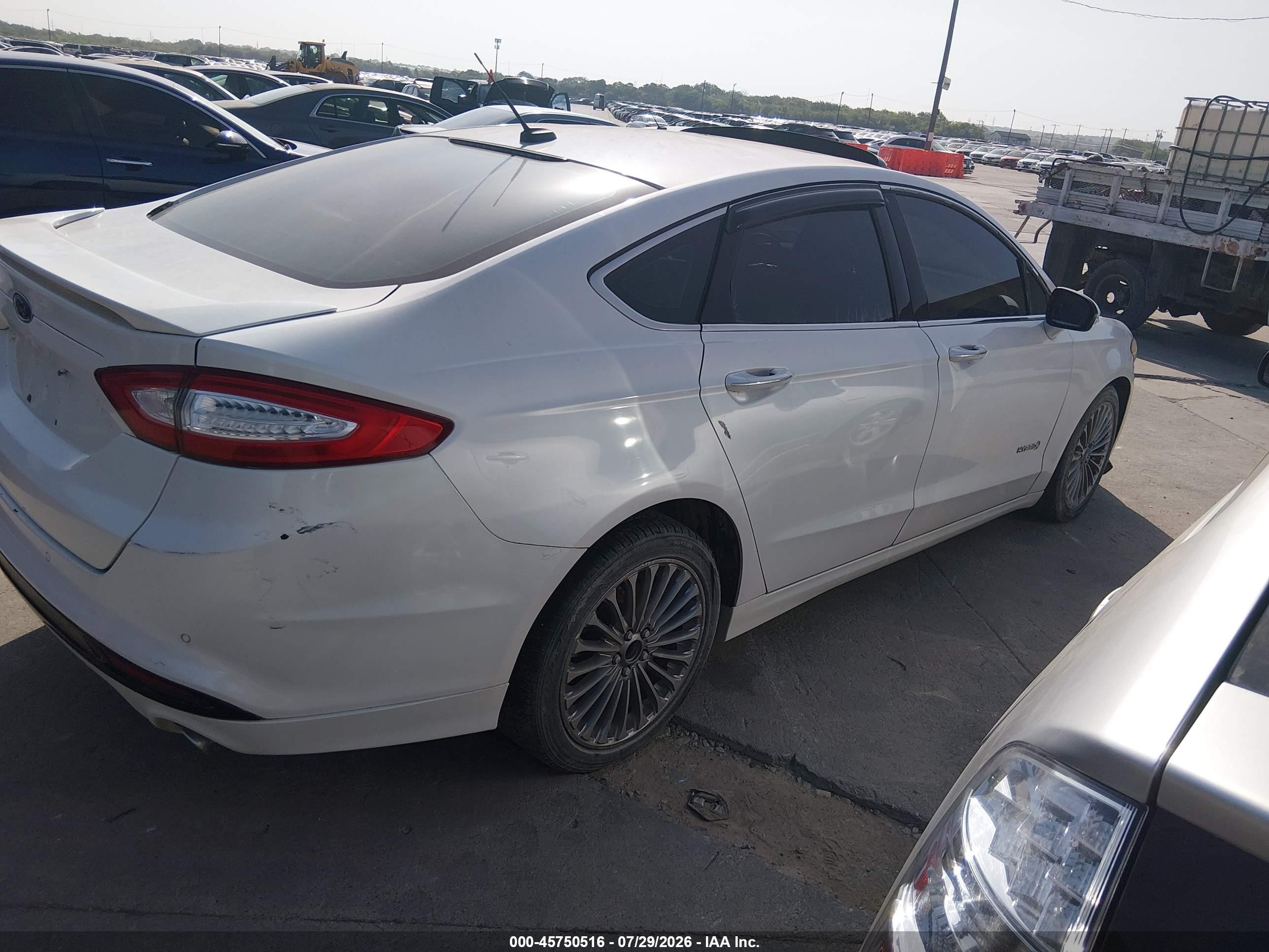 2013 Ford Fusion Hybrid Titanium White vin: 3FA6P0RUXDR289203
