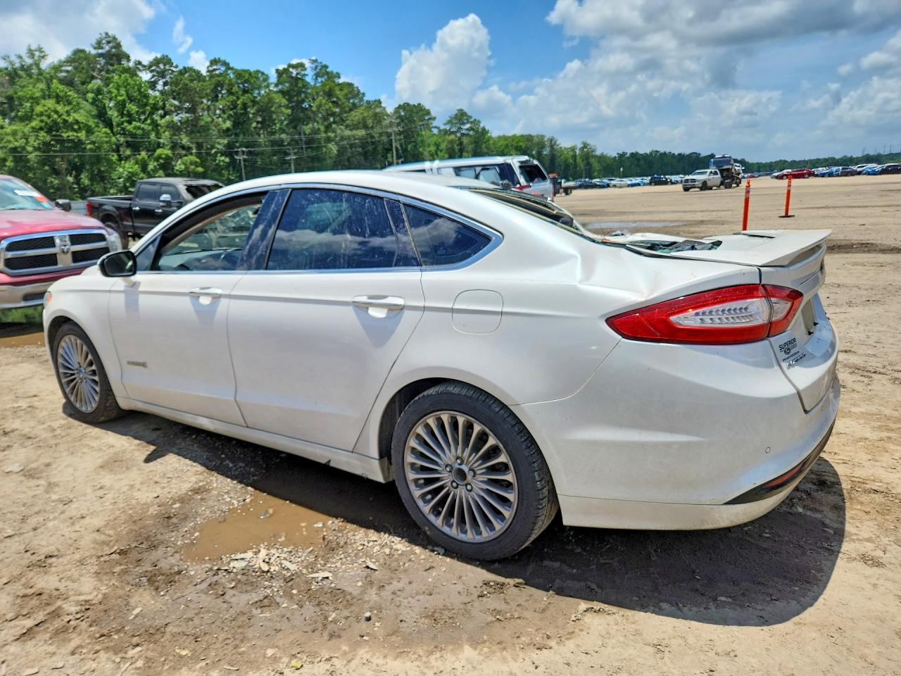 2013 Ford Fusion Titanium Hev White vin: 3FA6P0RUXDR388720